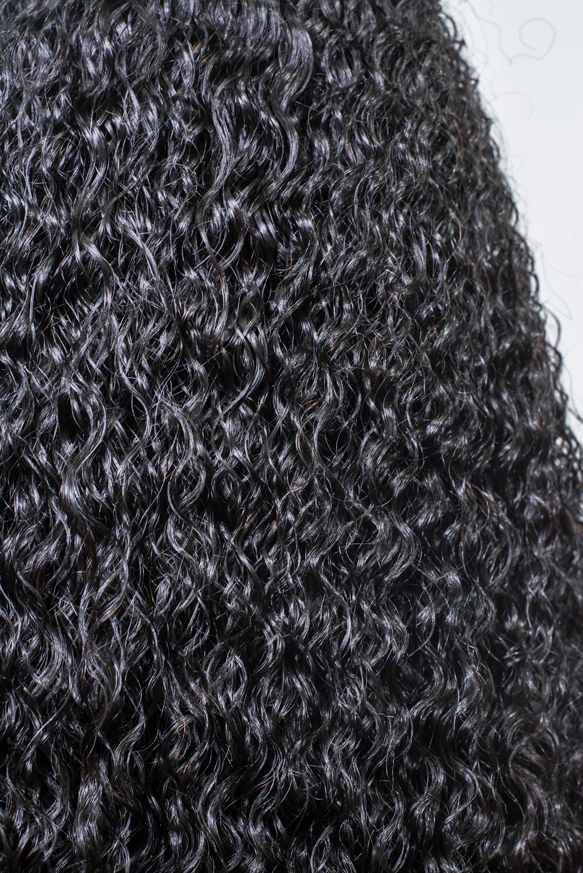 Hair texture guide showing different hair types