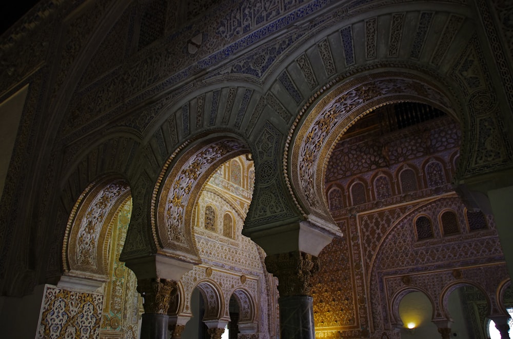 a large building with a bunch of arches