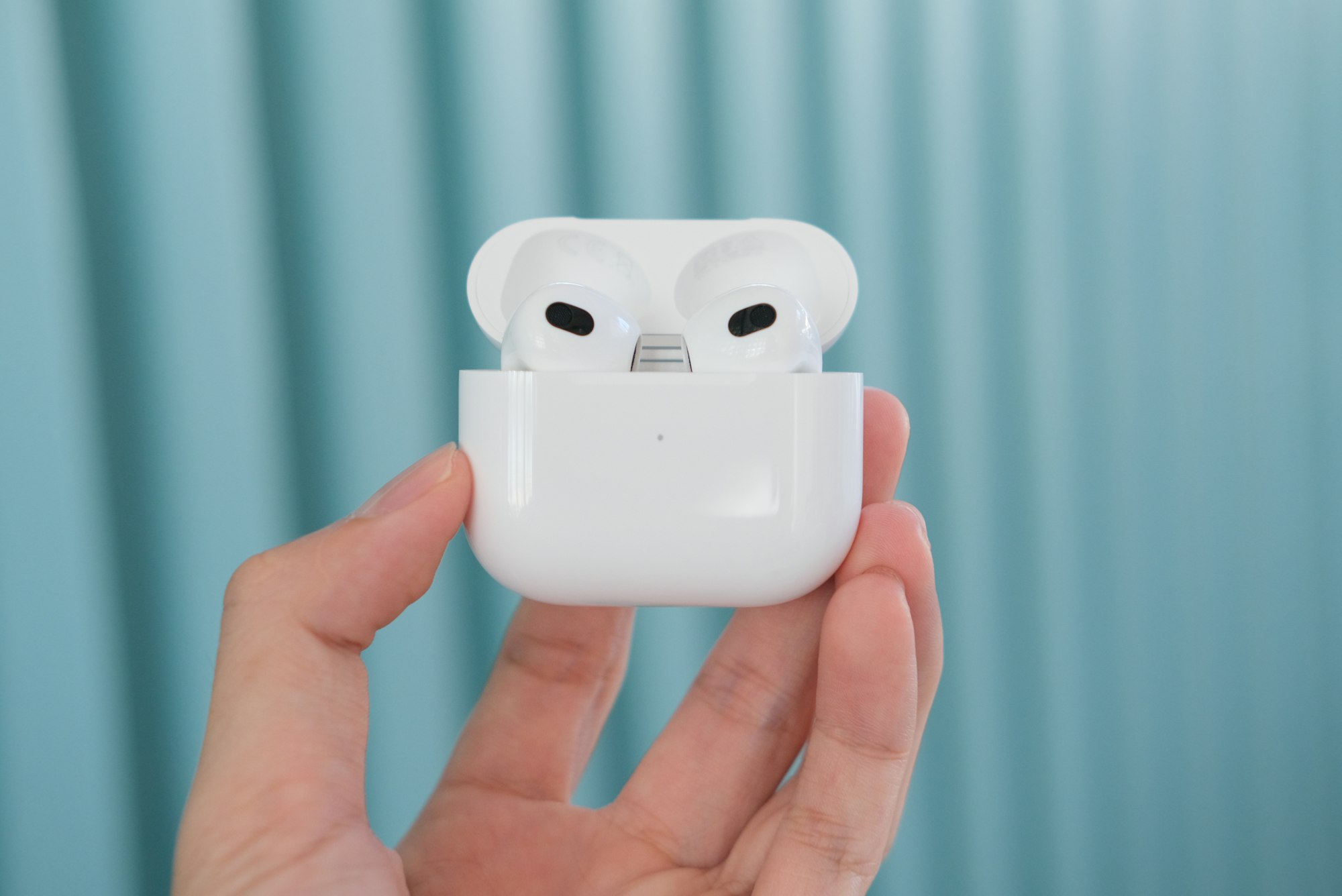 Apple выпустила обновление прошивки для AirPods 3