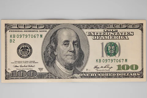 Como o dólar influencia o mercado de milhas?