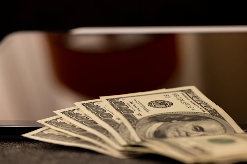 Savings account and money management — where to keep your emergency fund