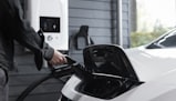 Elektromobiliu Ikrovimu Stotele Invel electric car charging station charger electricity inovations