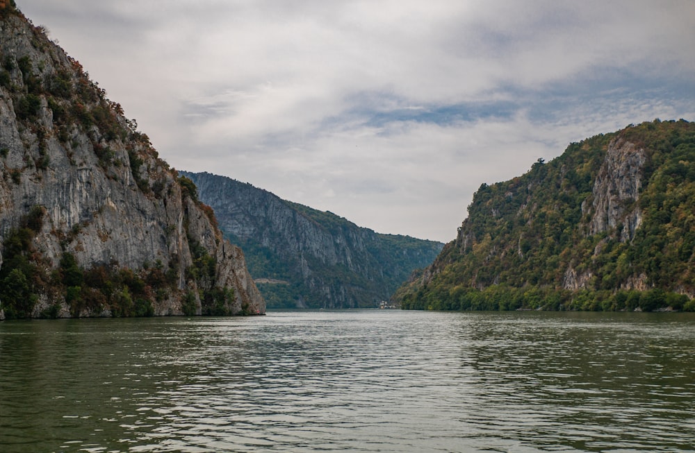 a large body of water surrounded by mountains