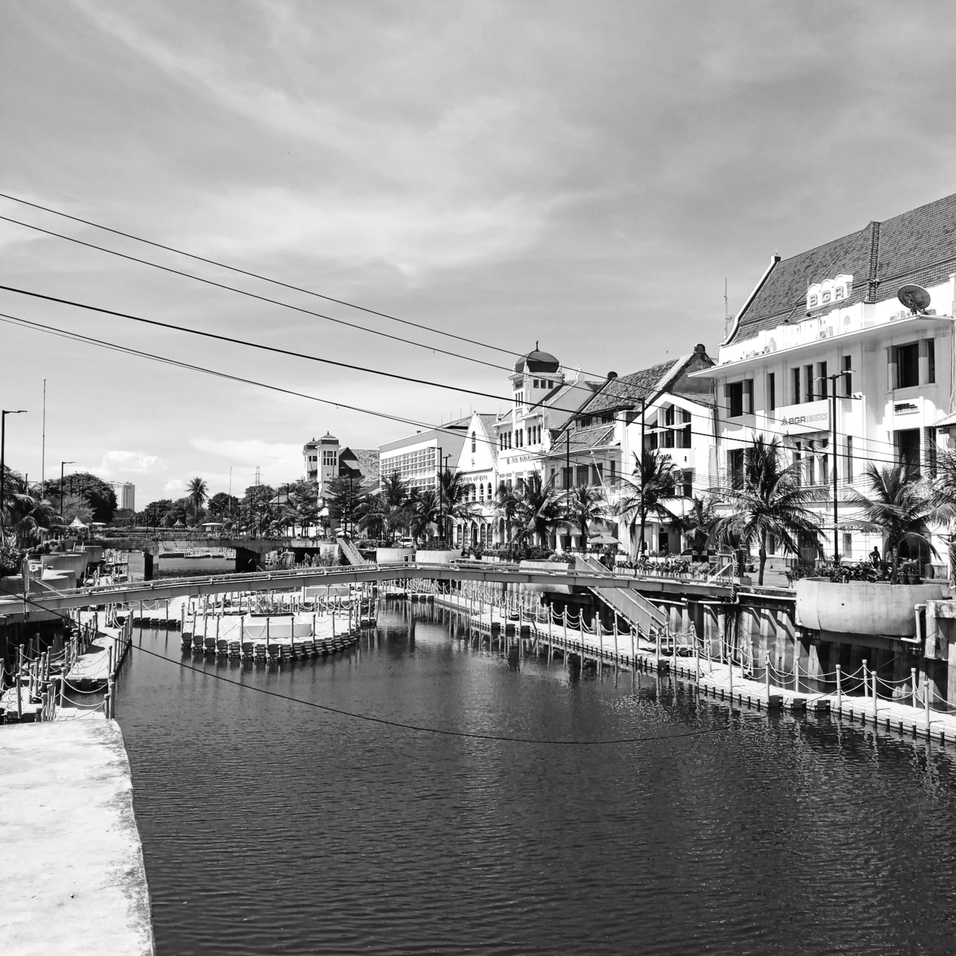 Photo by azrielperdana