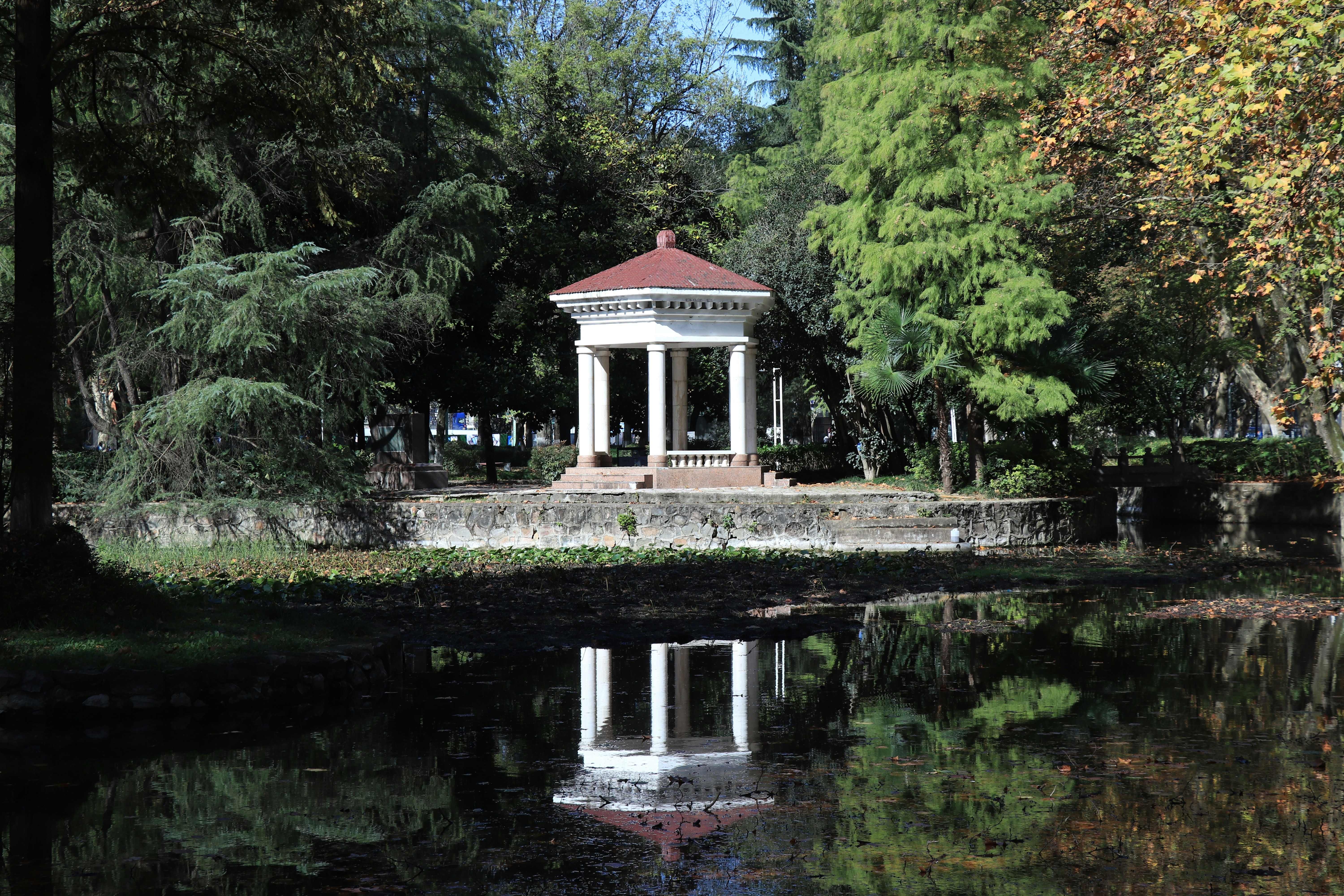 Traditional Chinese gazebo！