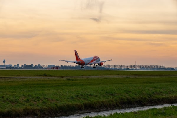 Taxi Almere Schiphol