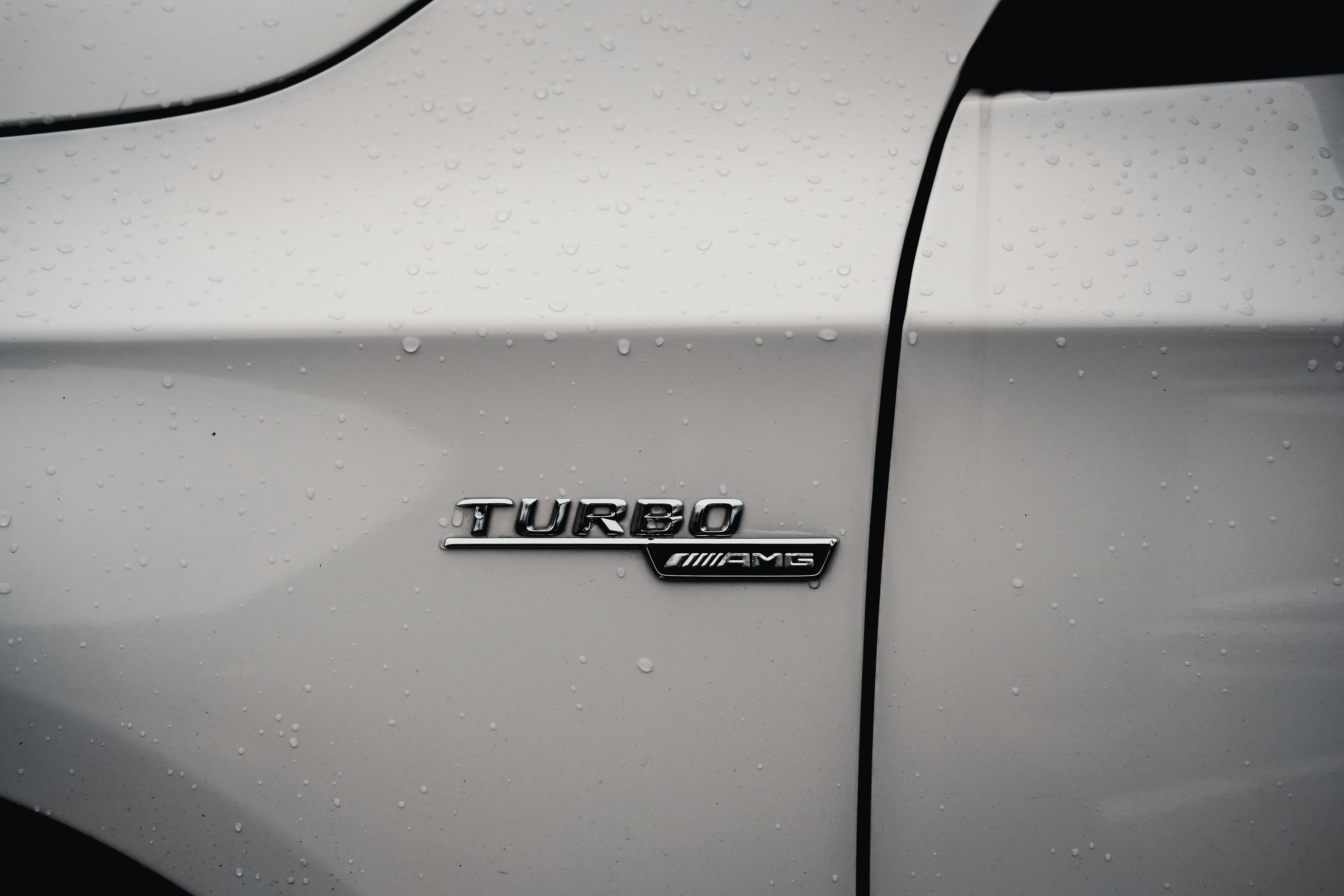 Electric Santa Fe Guide: Hybrid, Plug‑In & EV Alternatives in 2025