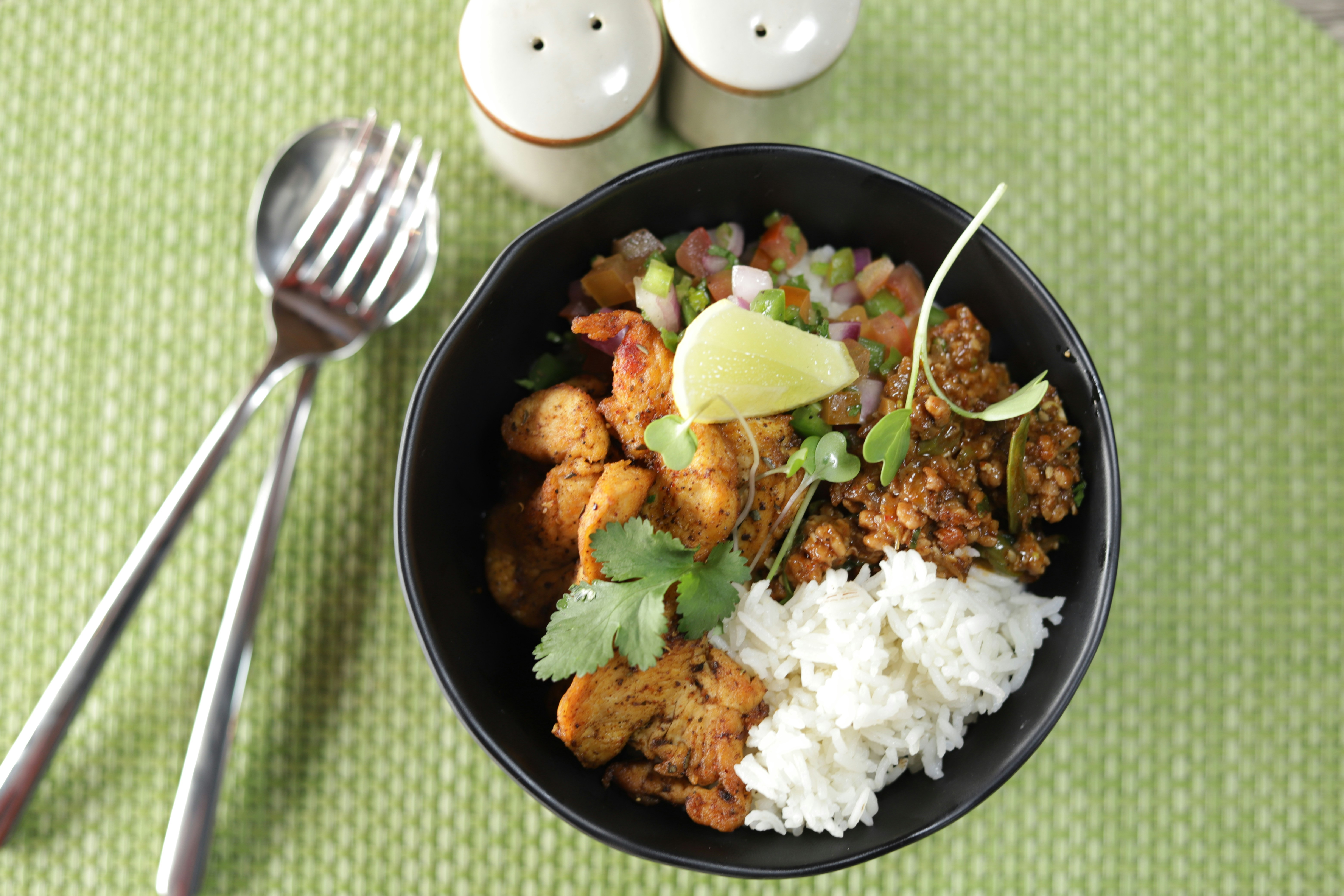 Cast iron, nonstick giants, and the weirdly affordable full sets