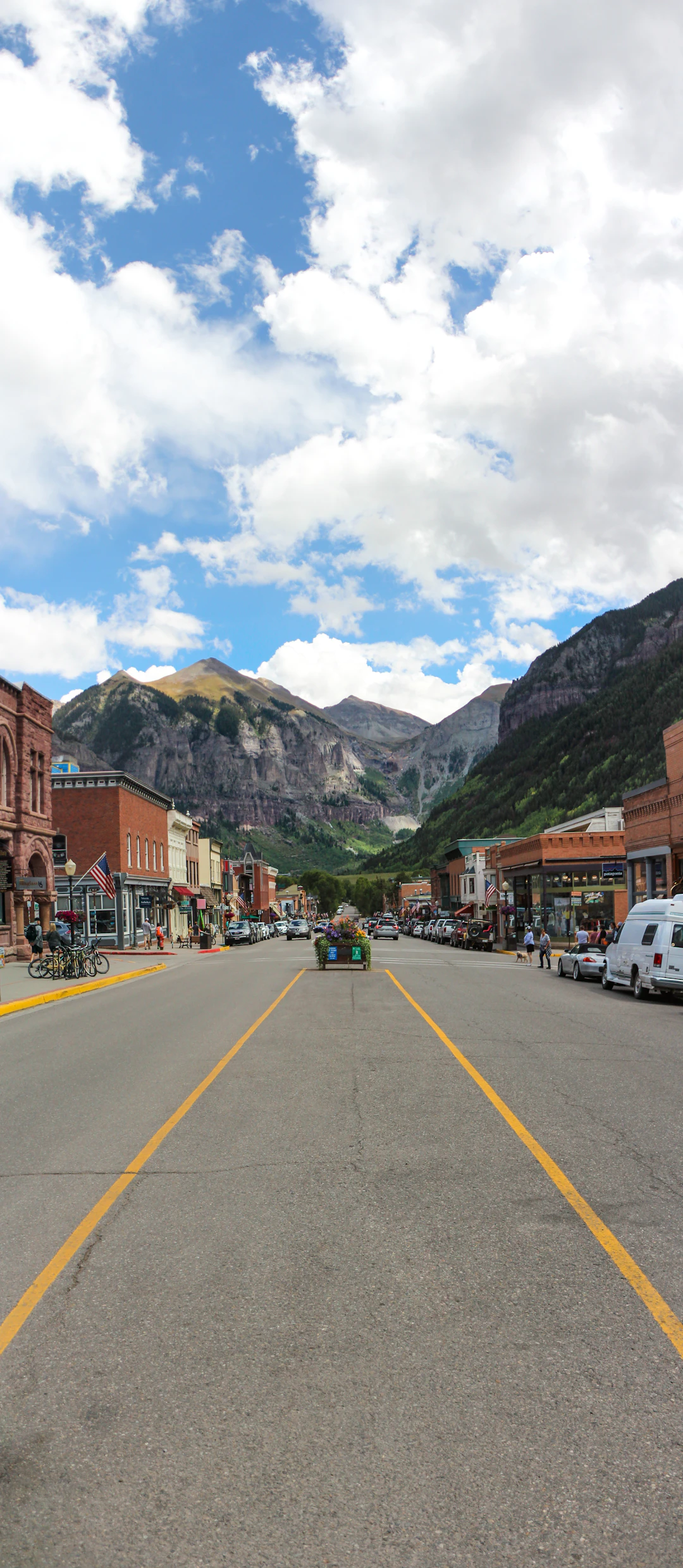 Telluride Colorado mountain town