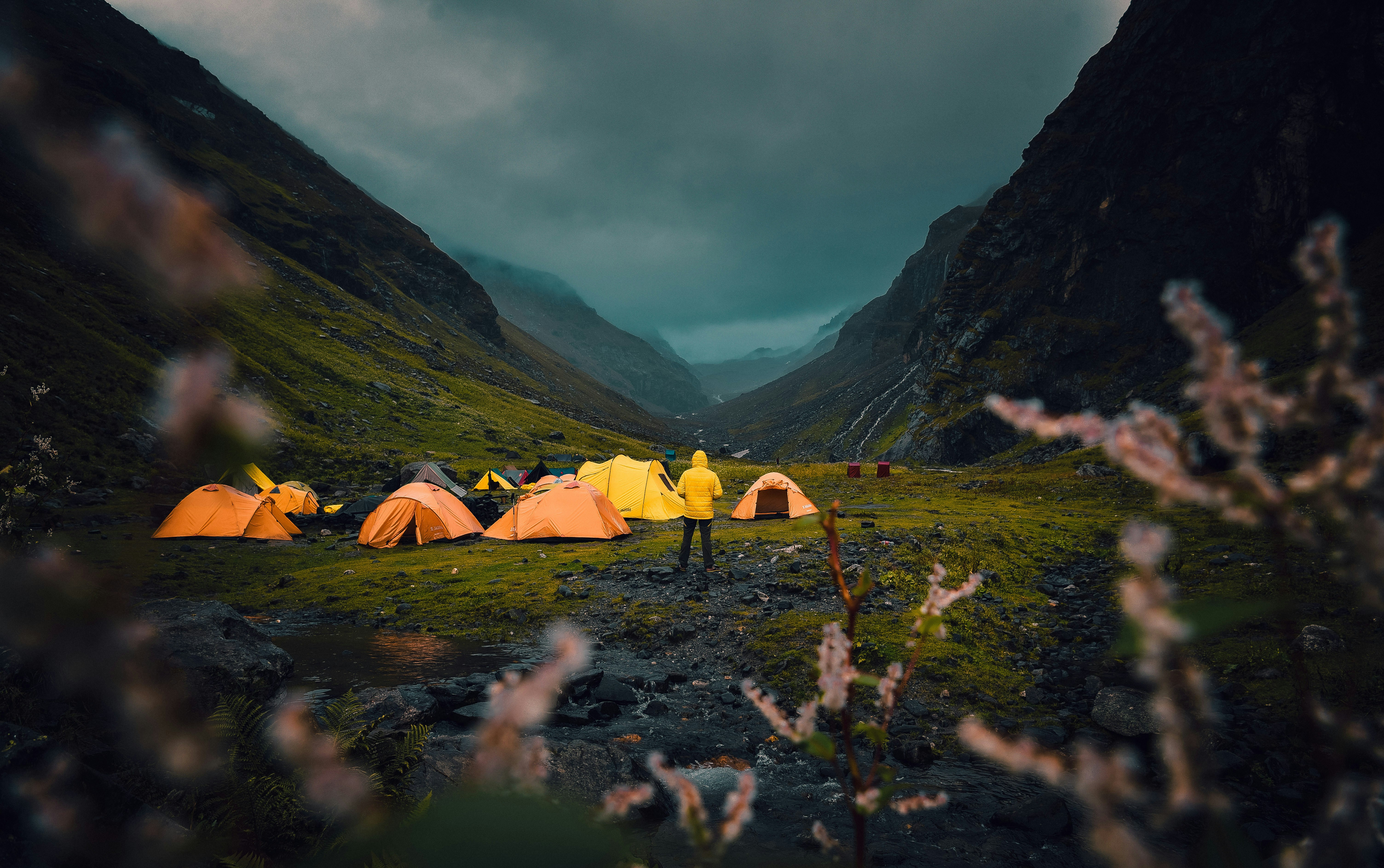 7 Peak Camping Techniques for Autumn Trail Adventures