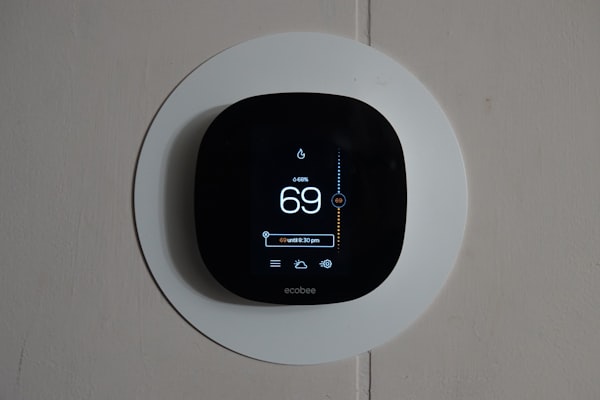 Smart thermostat interface