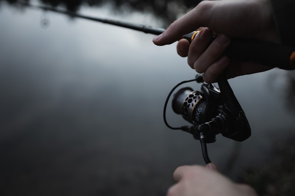 Round baitcasting reel
