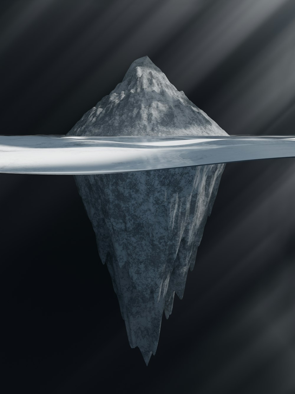 Un gros iceberg flottant au milieu d’un plan d’eau