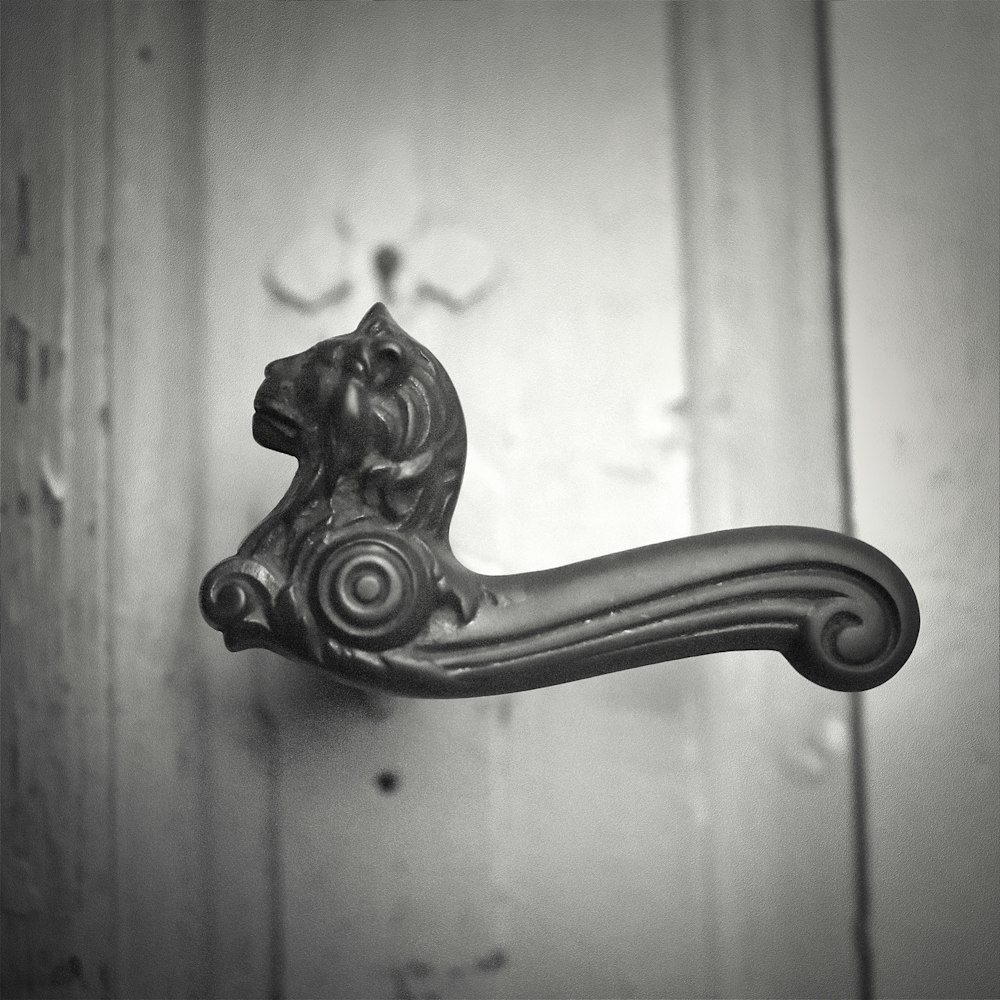 a close up of a door handle on a door