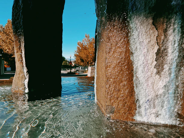 A close-up of the high-quality material used in the fountain cover.