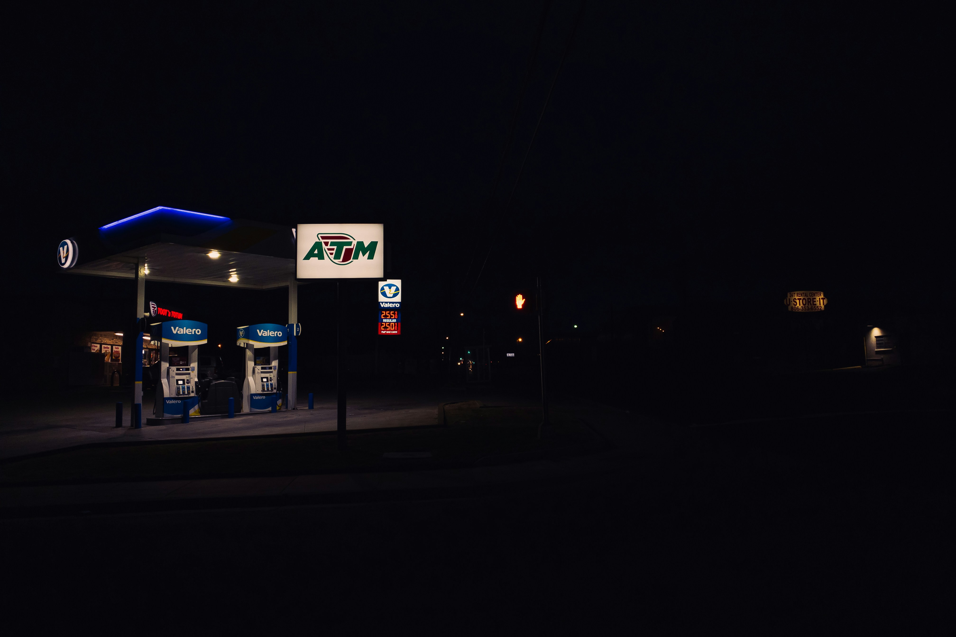 photo-1636691214819-0571d80ae99b?ixid=M3wxMjA3fDB8MXxzZWFyY2h8MTl8fDRqY3RwbW58ZW58MHx8fHwxNzUzNzA4MDg5fDA\u0026ixlib=rb-4.1.0