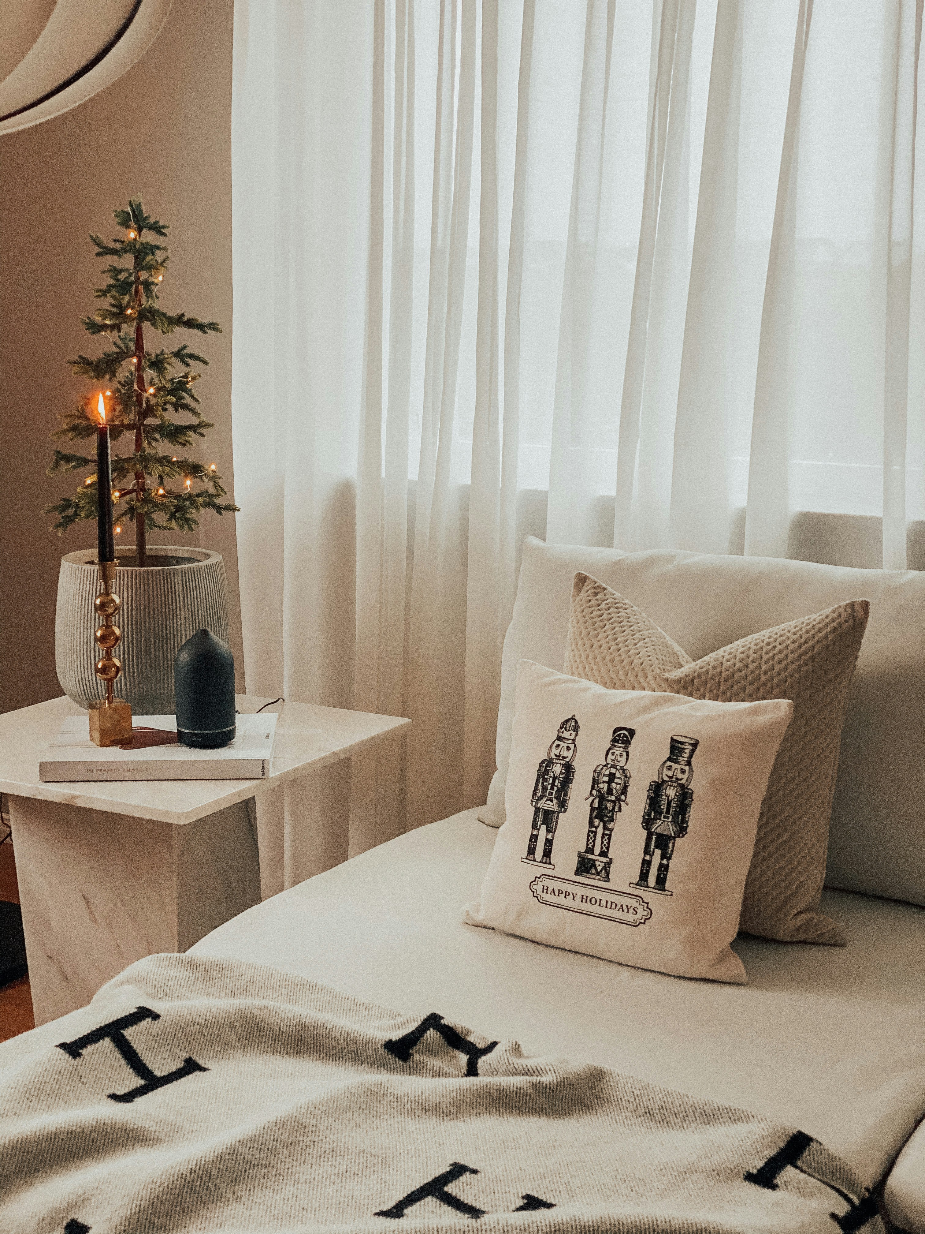 Photo by volantaroma