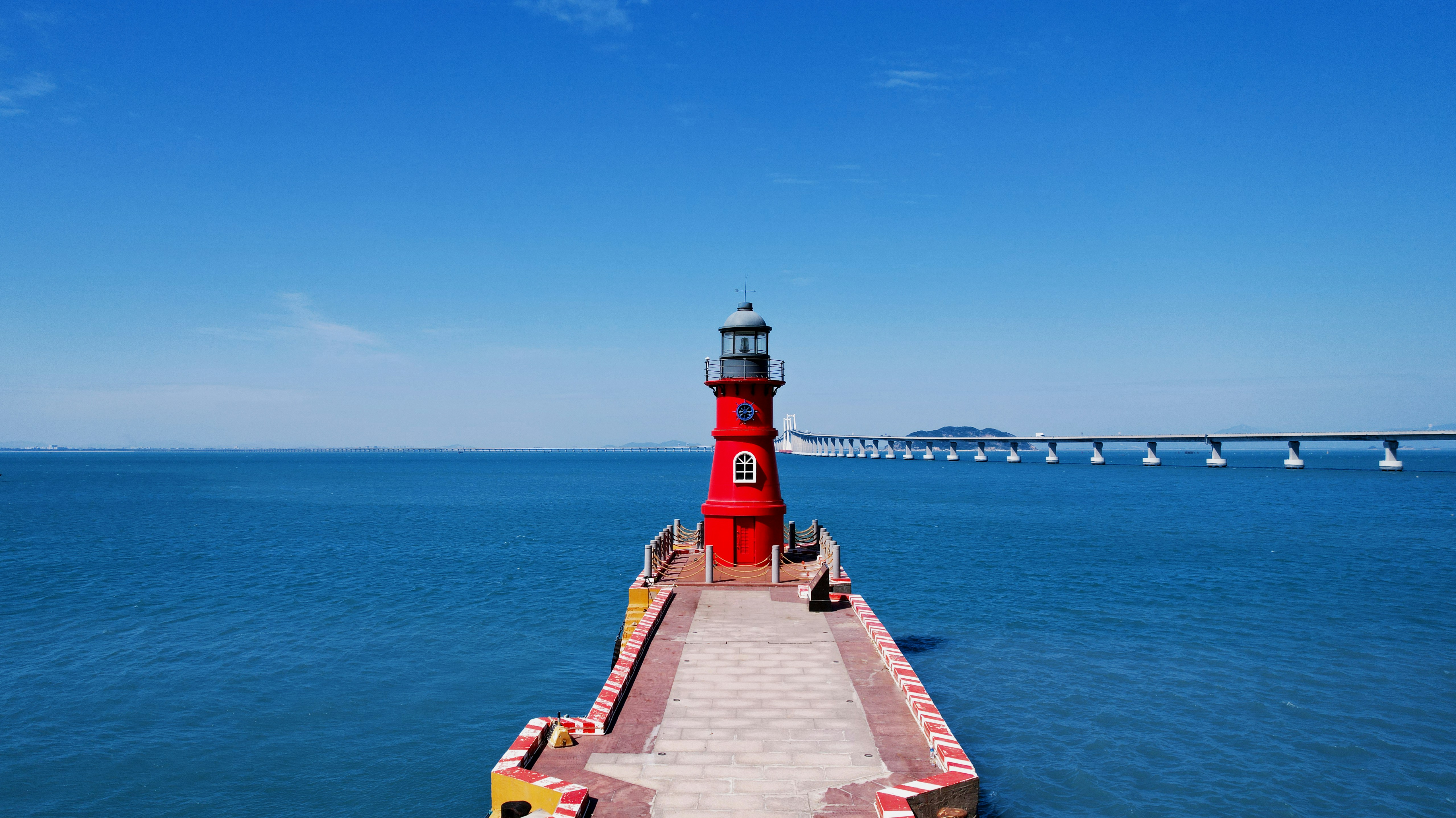 Photo by danielhahaha