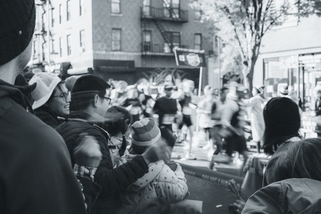 A vibrant photo of participants running in the teatejooks relay.