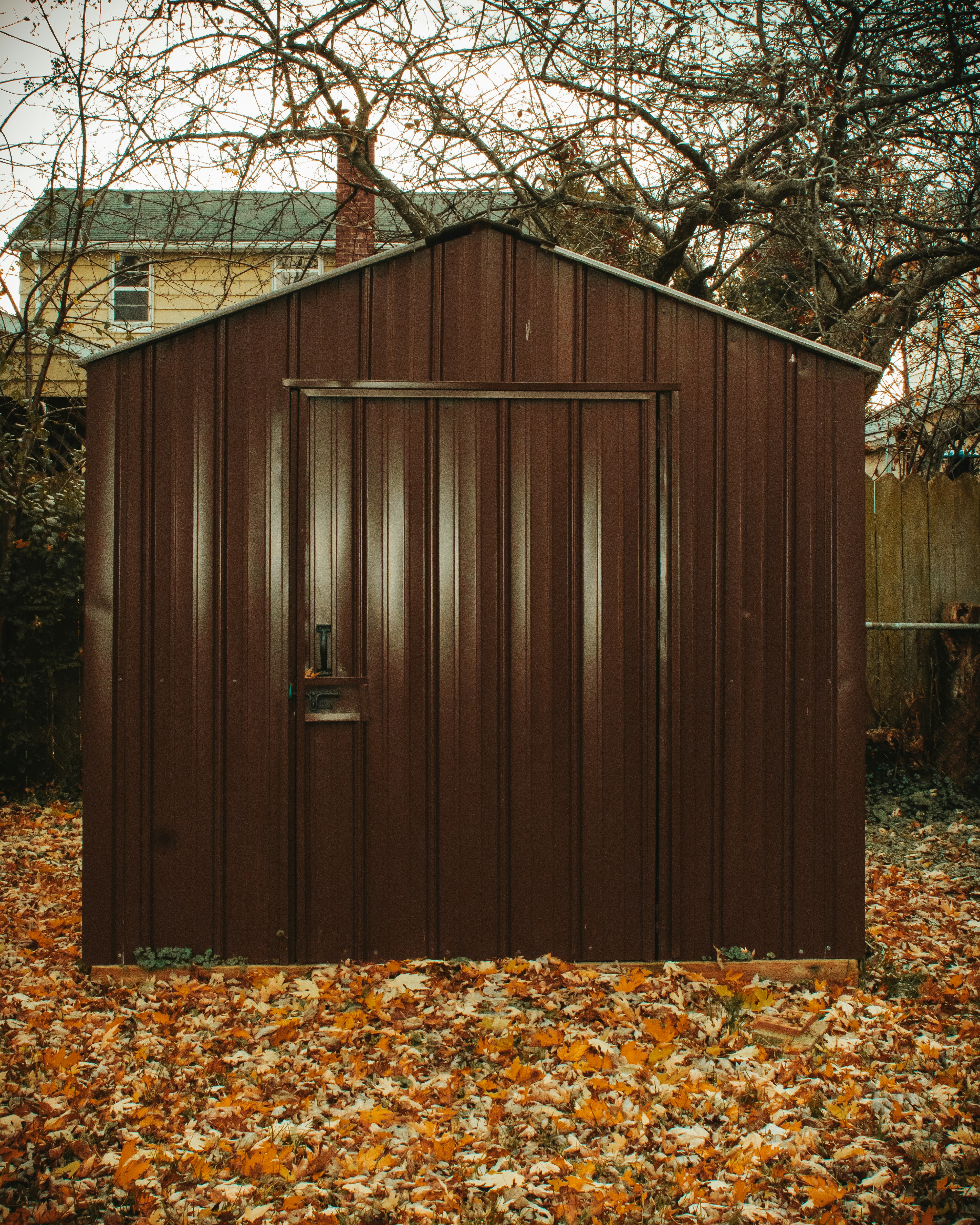 2026 Playbook: Turning the Garden Shed into a Smart Seasonal Workspace