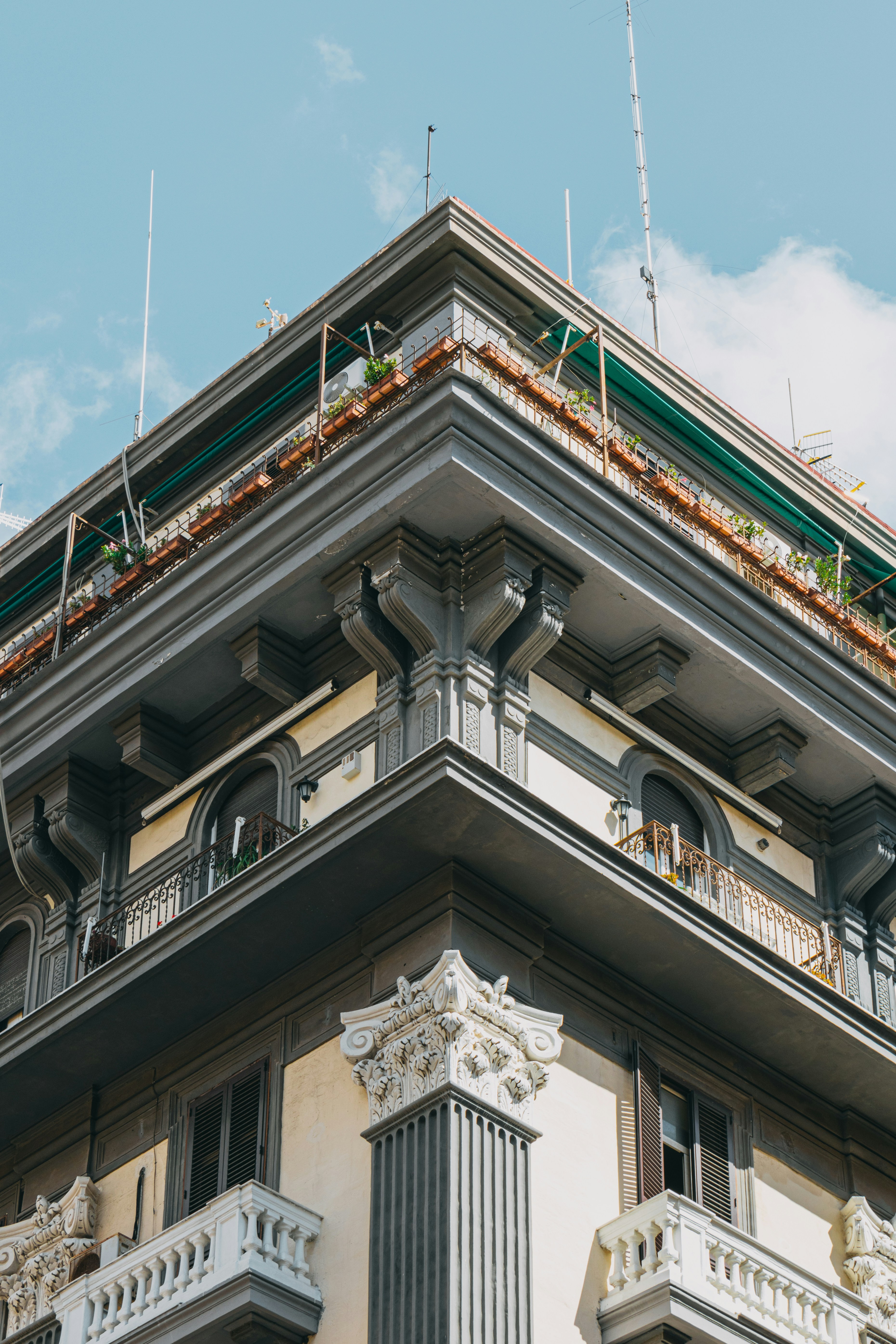 Photo by deni_eliash