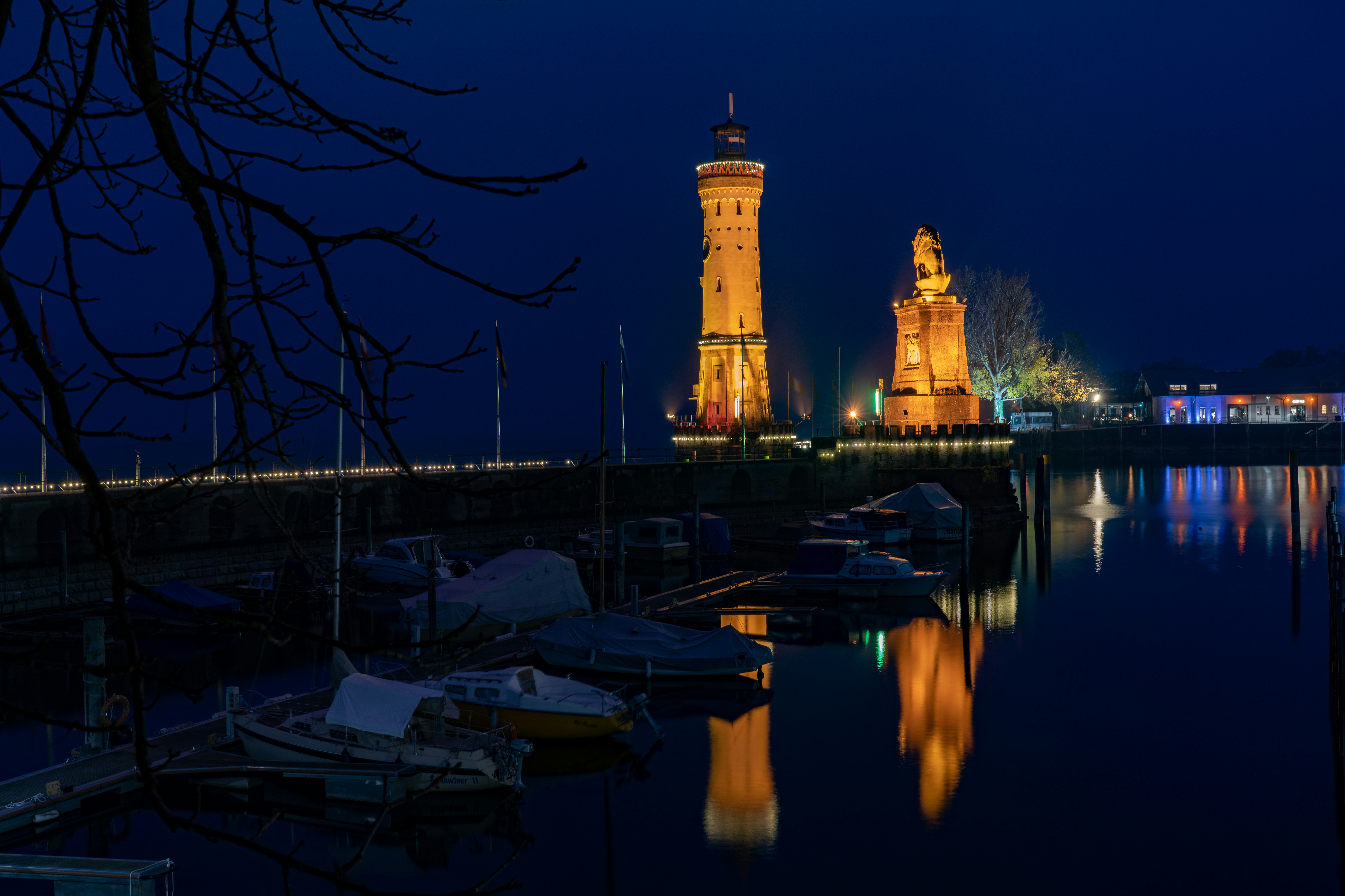 Wonderful harbor in Lindau in fog