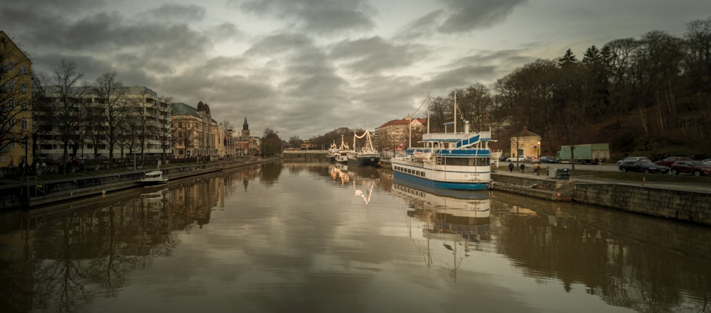 a river with a boat in the middle of it