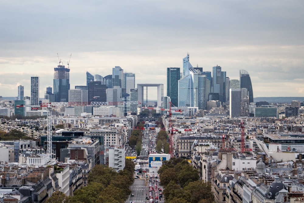 Blick auf die Stadt Paris von der Spitze des Eiffelturms