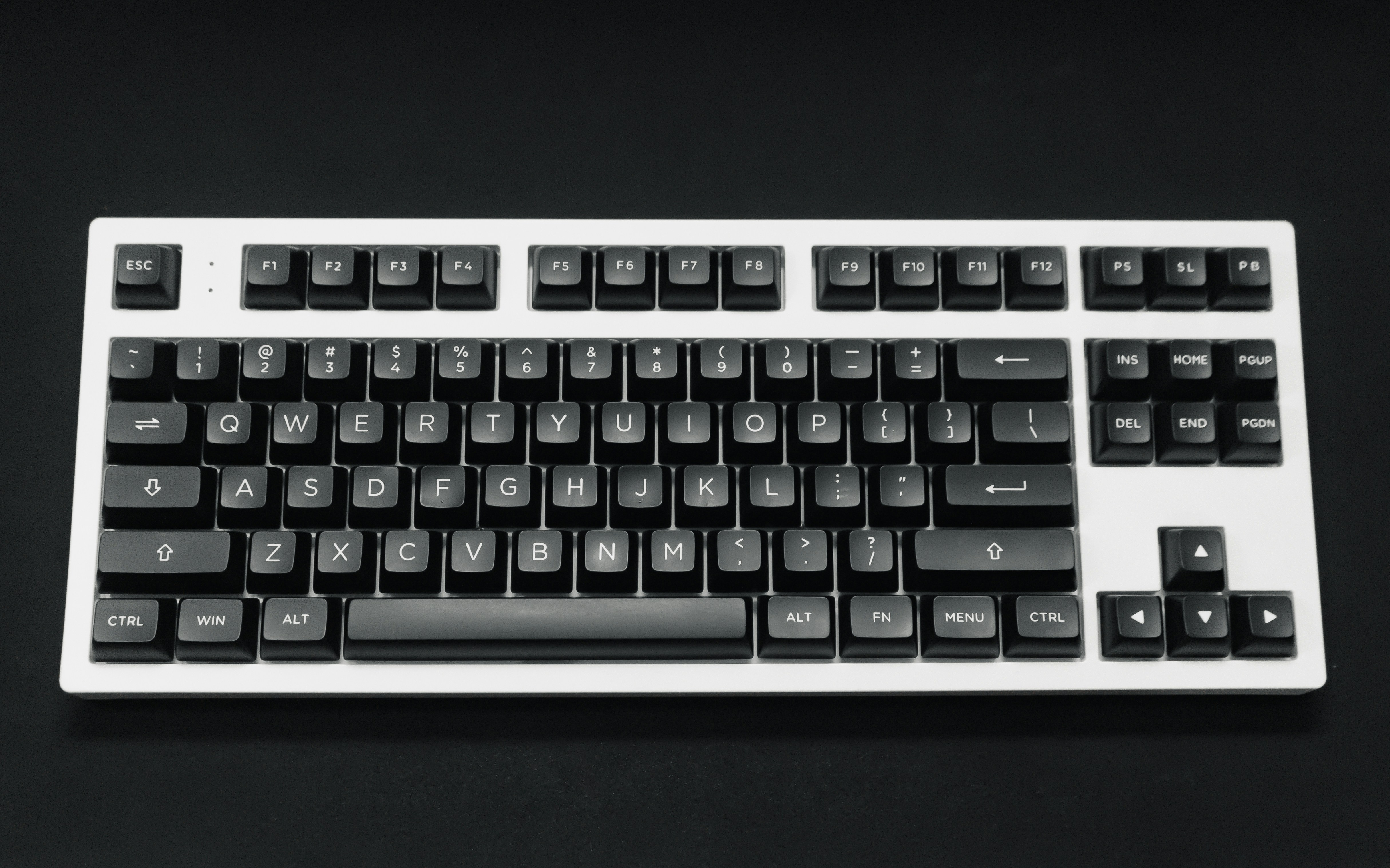 Black keyboard aesthetic