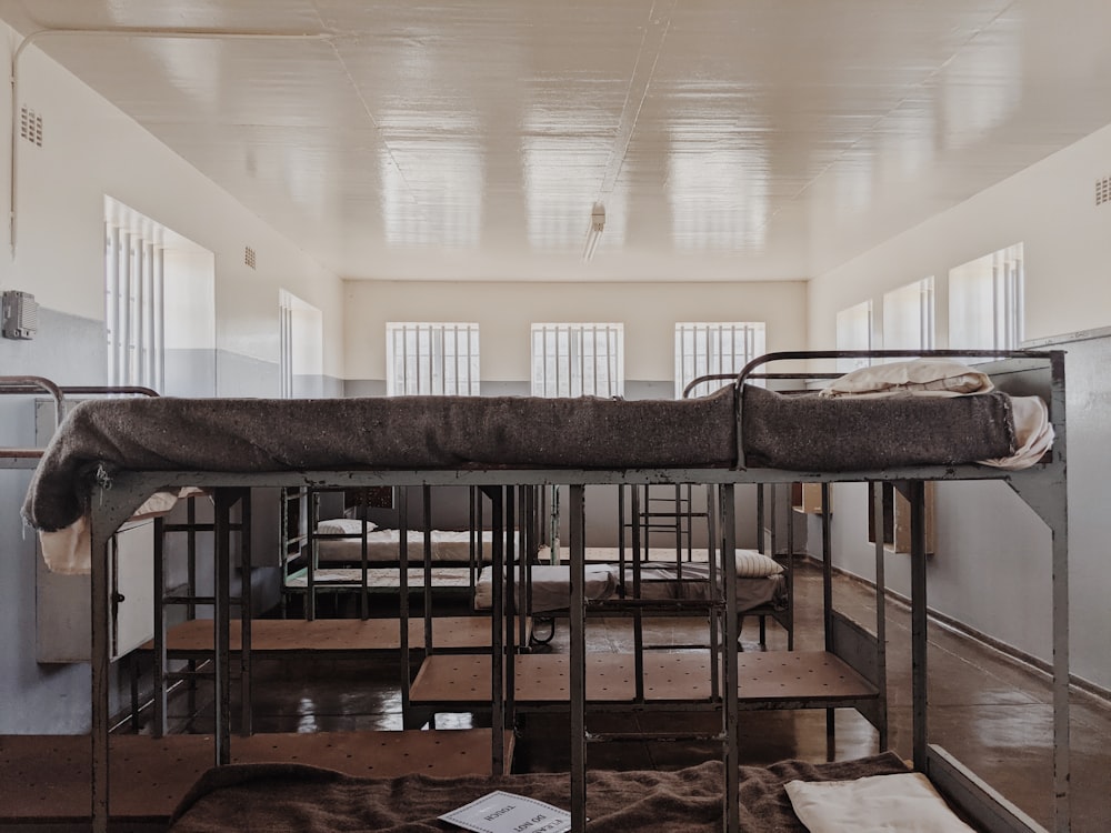 “Shared Spaces, Restful Nights Functional Bunk Beds”