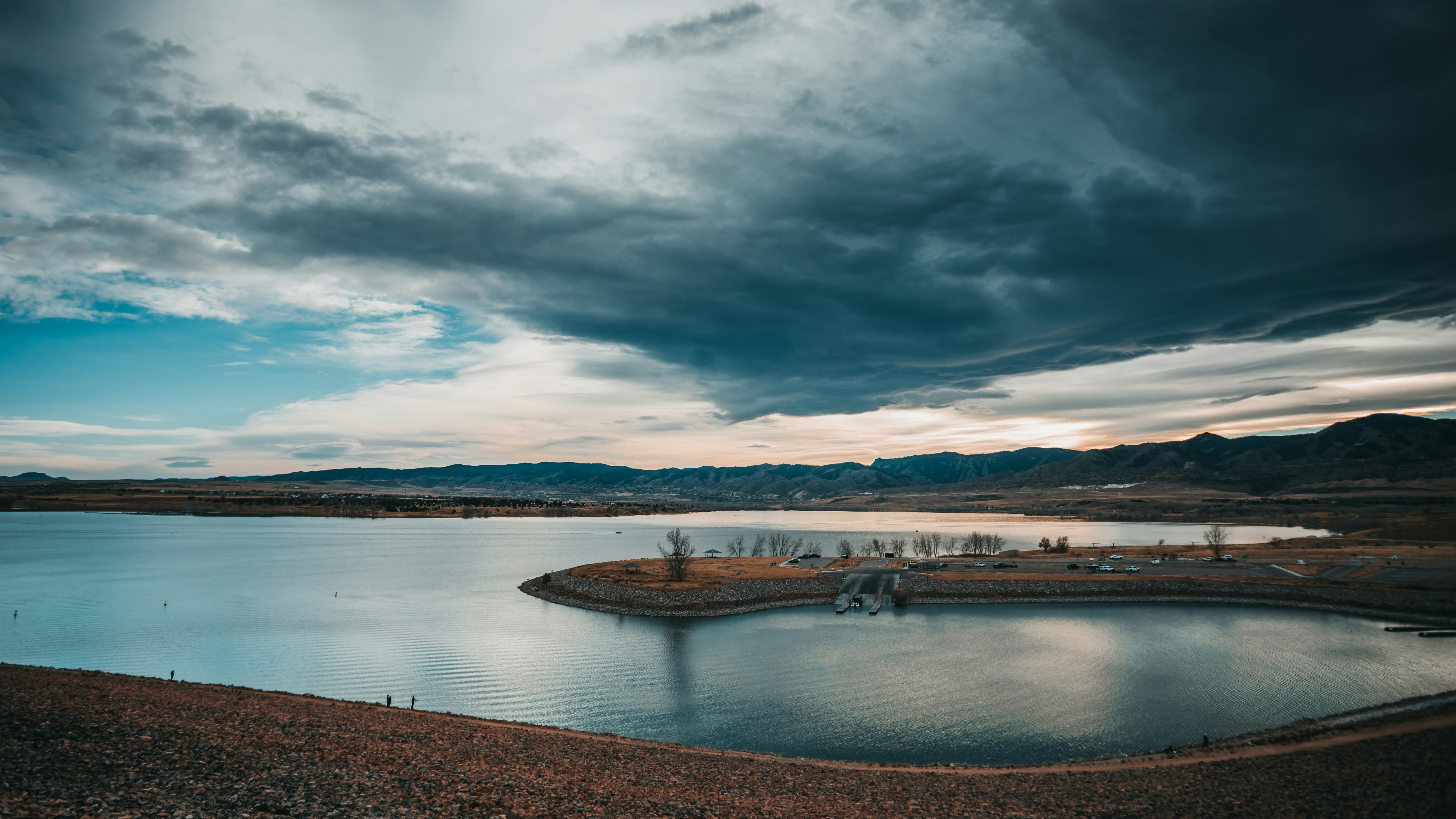 Photo by photosoflogan