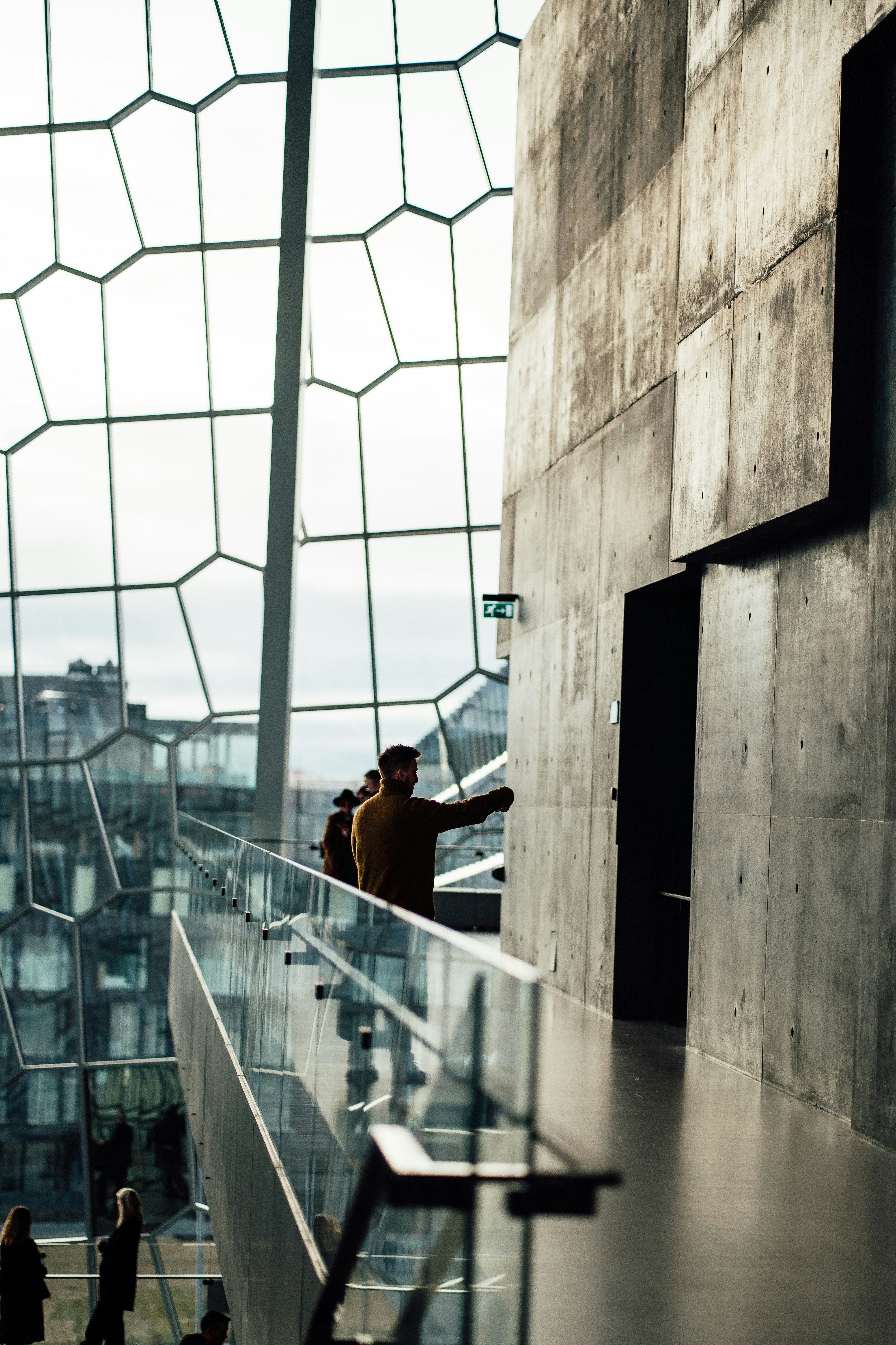 10 Mindset Shifts for Success That Build Reliable Work Ethics
