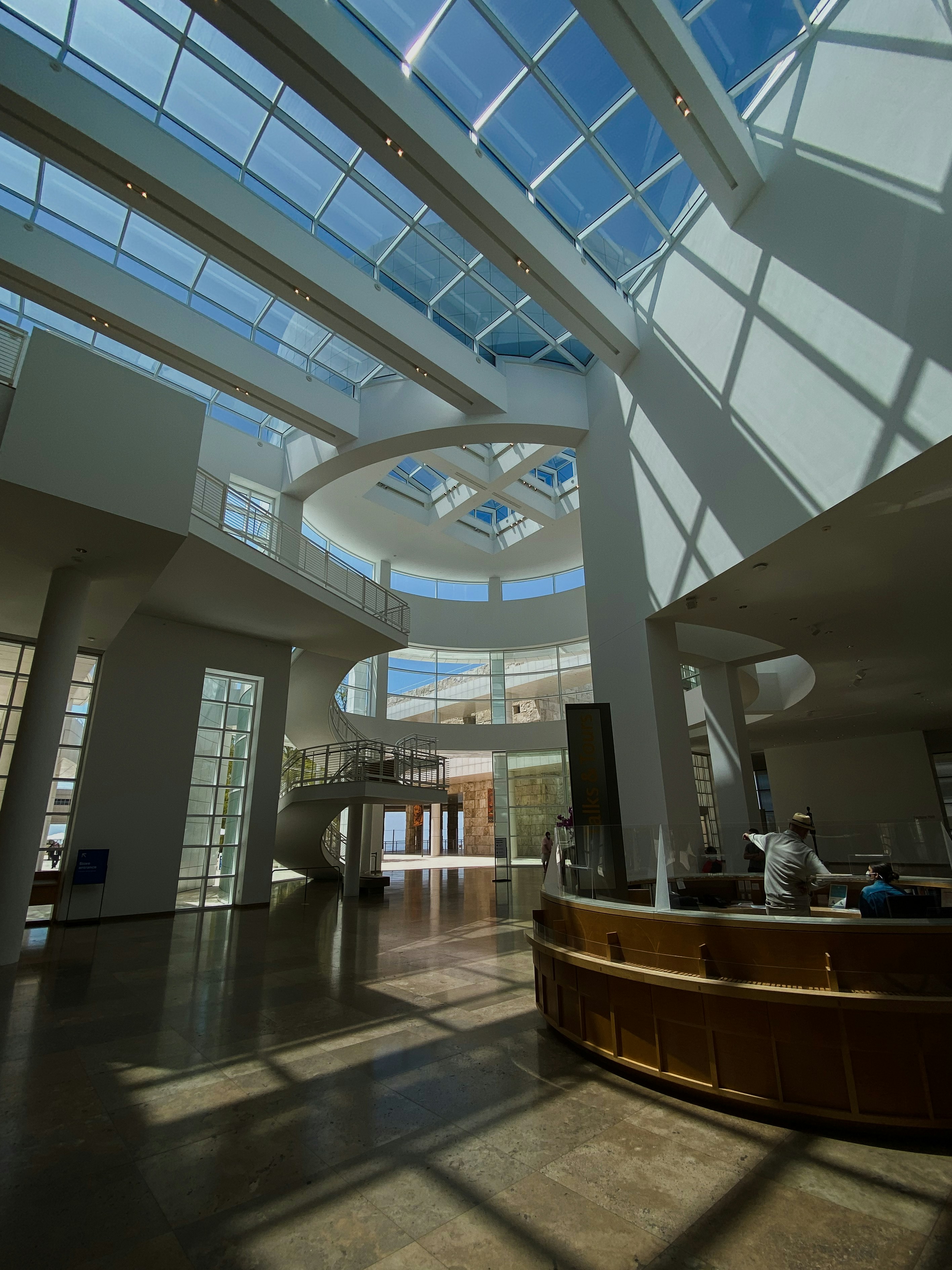 Photo by levimeirclancy