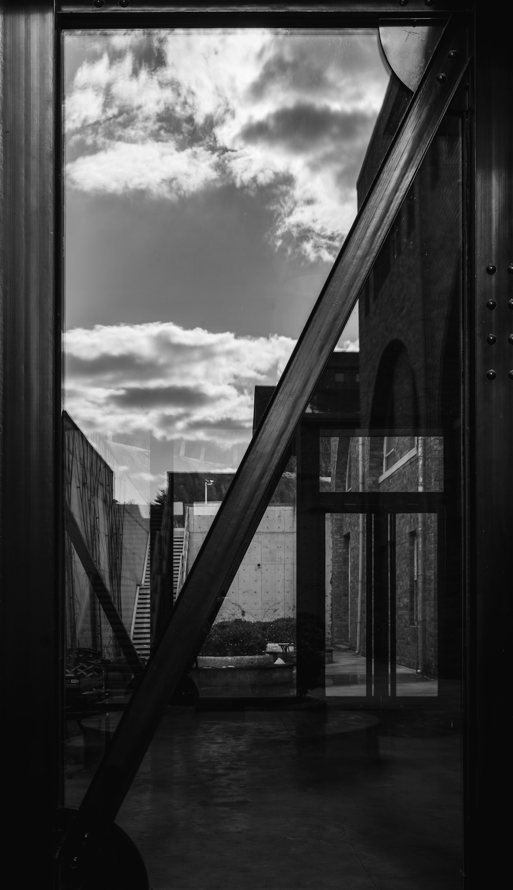 a black and white photo of a building