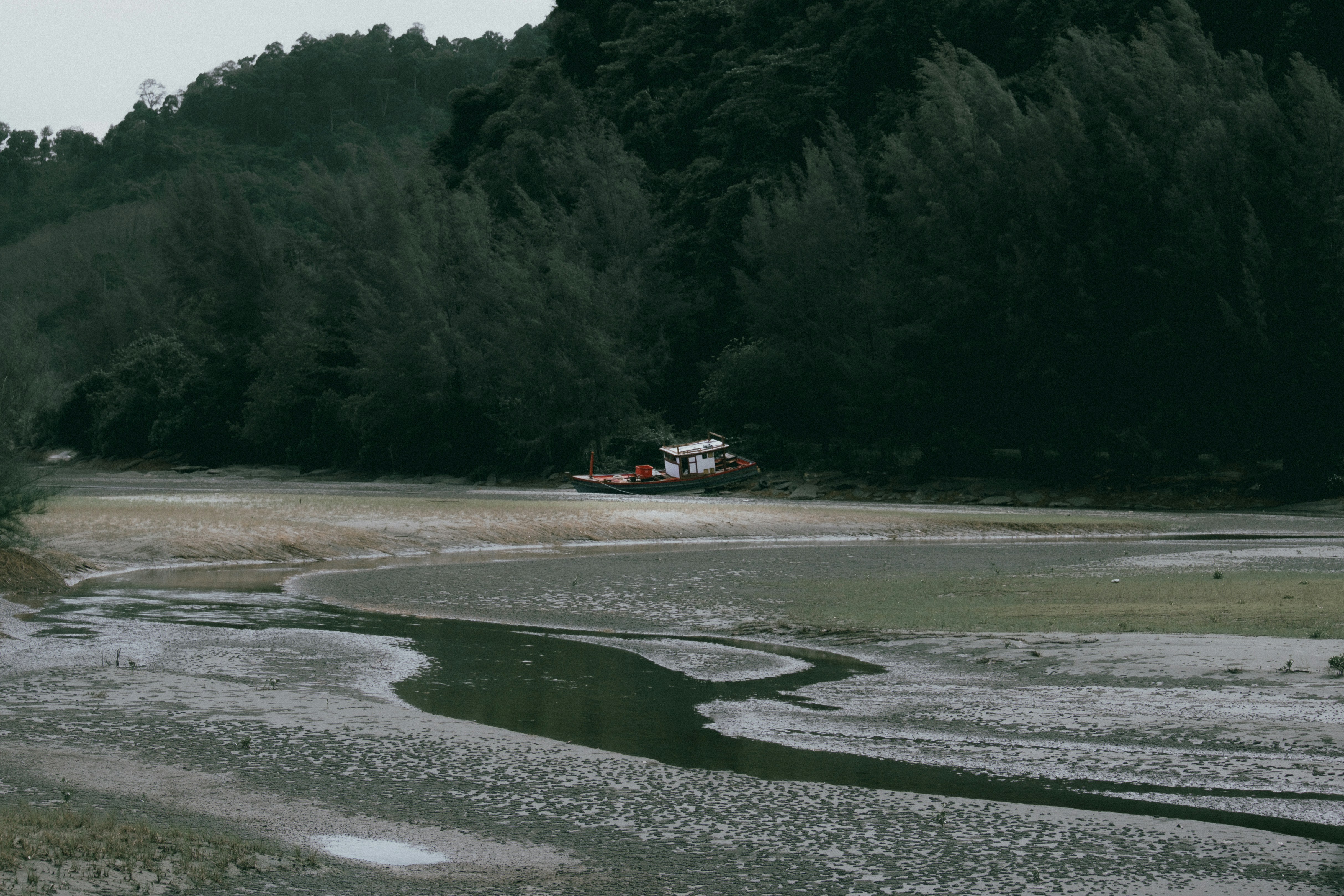 a boat that is sitting in the water