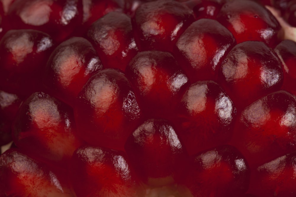 a close up of a bunch of grapes