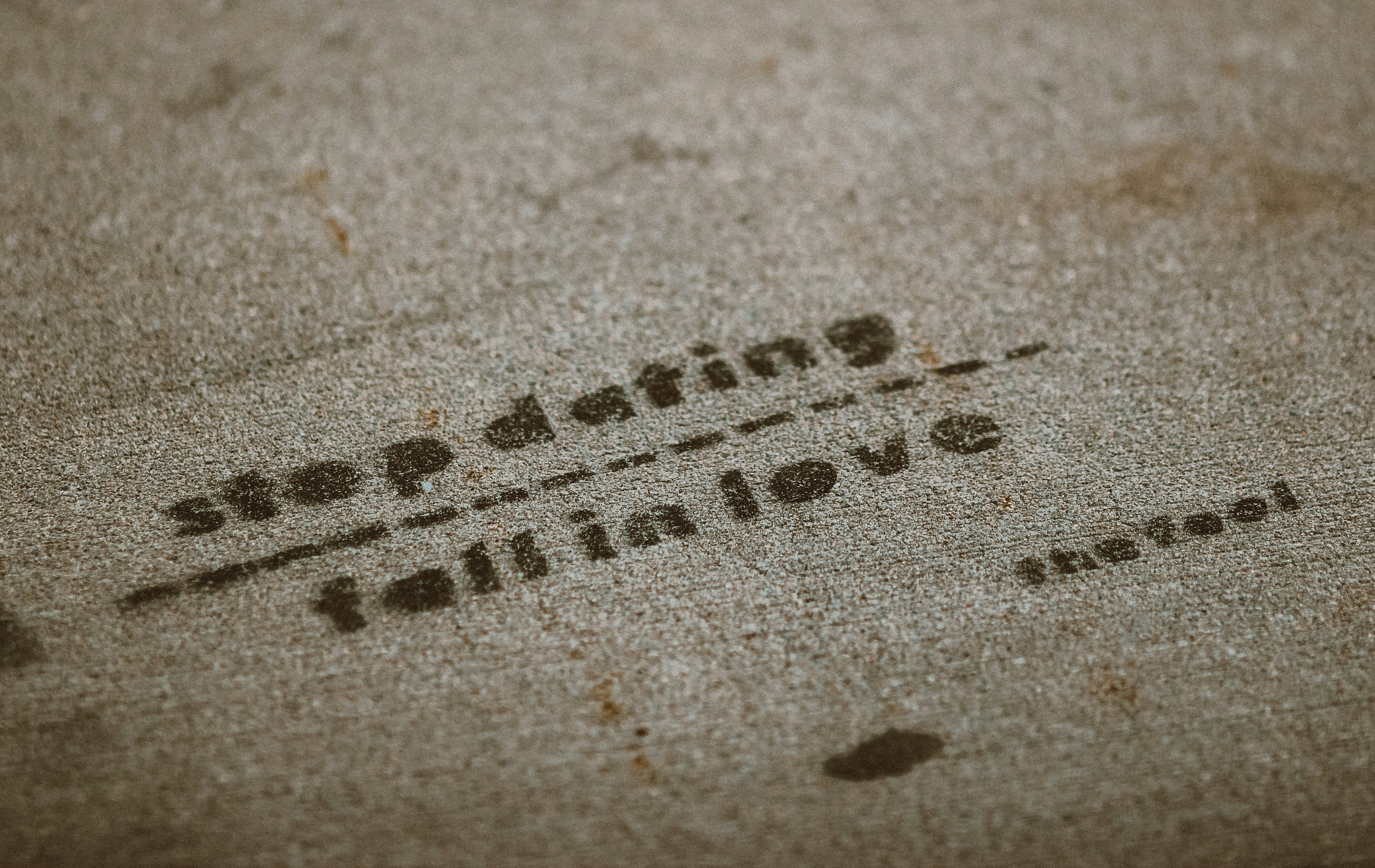 How to De-Stress Dating and Stop Tying Your Worth to Relationships — Elizabeth Stone | Tiny Buddha