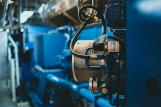 a close up of a machine that is blue