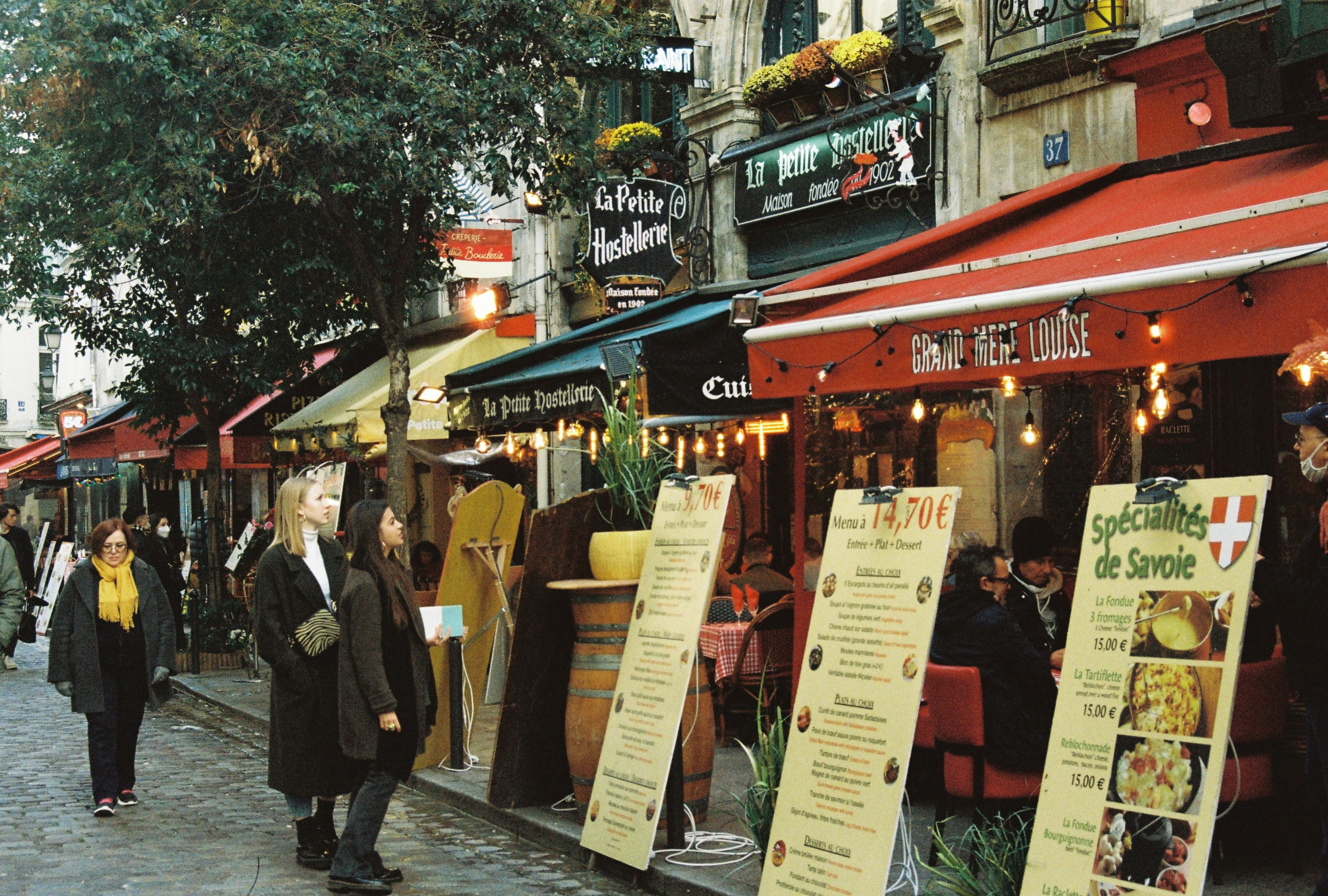 10 Street Food World-Wide Vendors Redefining European Flavors
