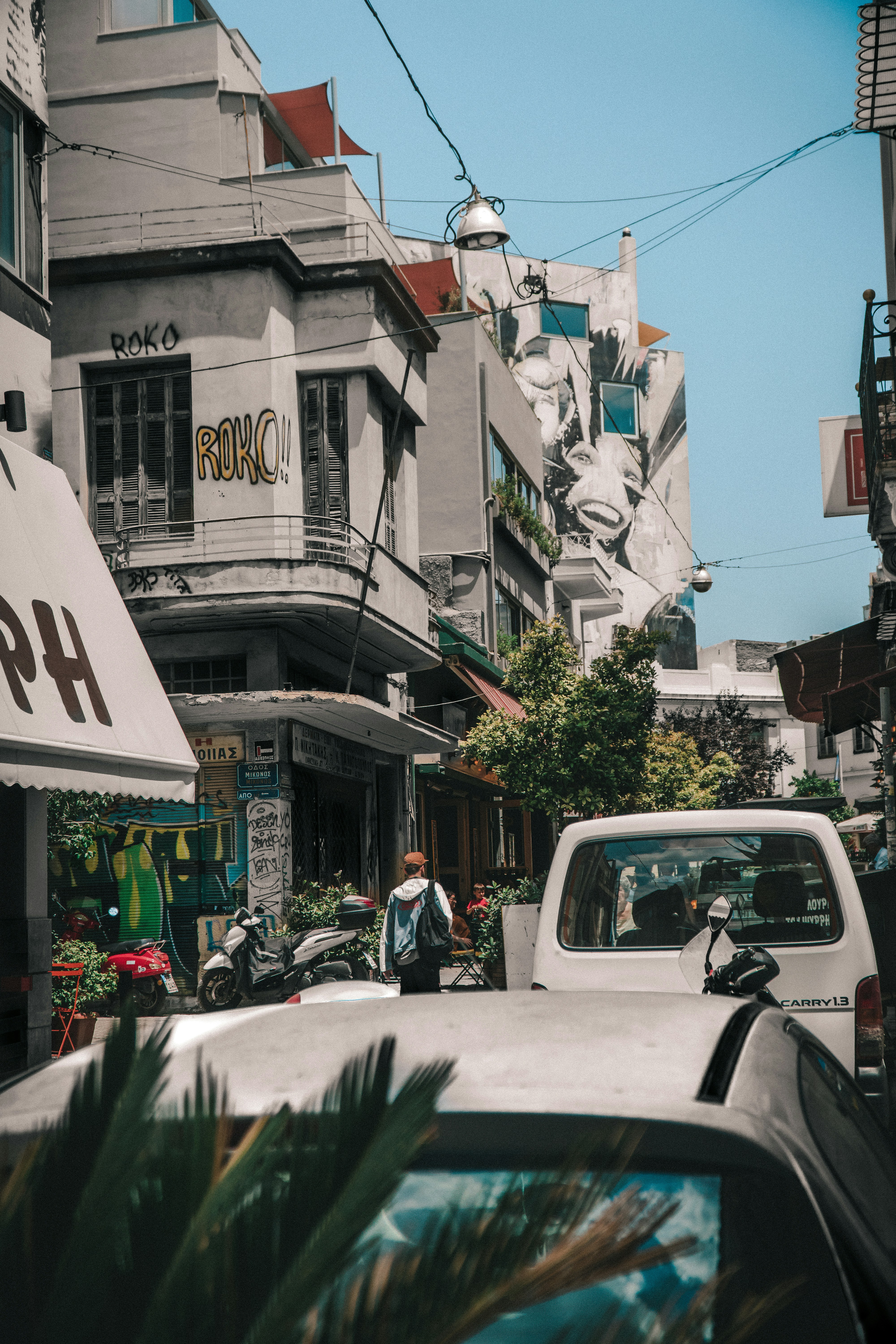 Photo by visualkamikaze