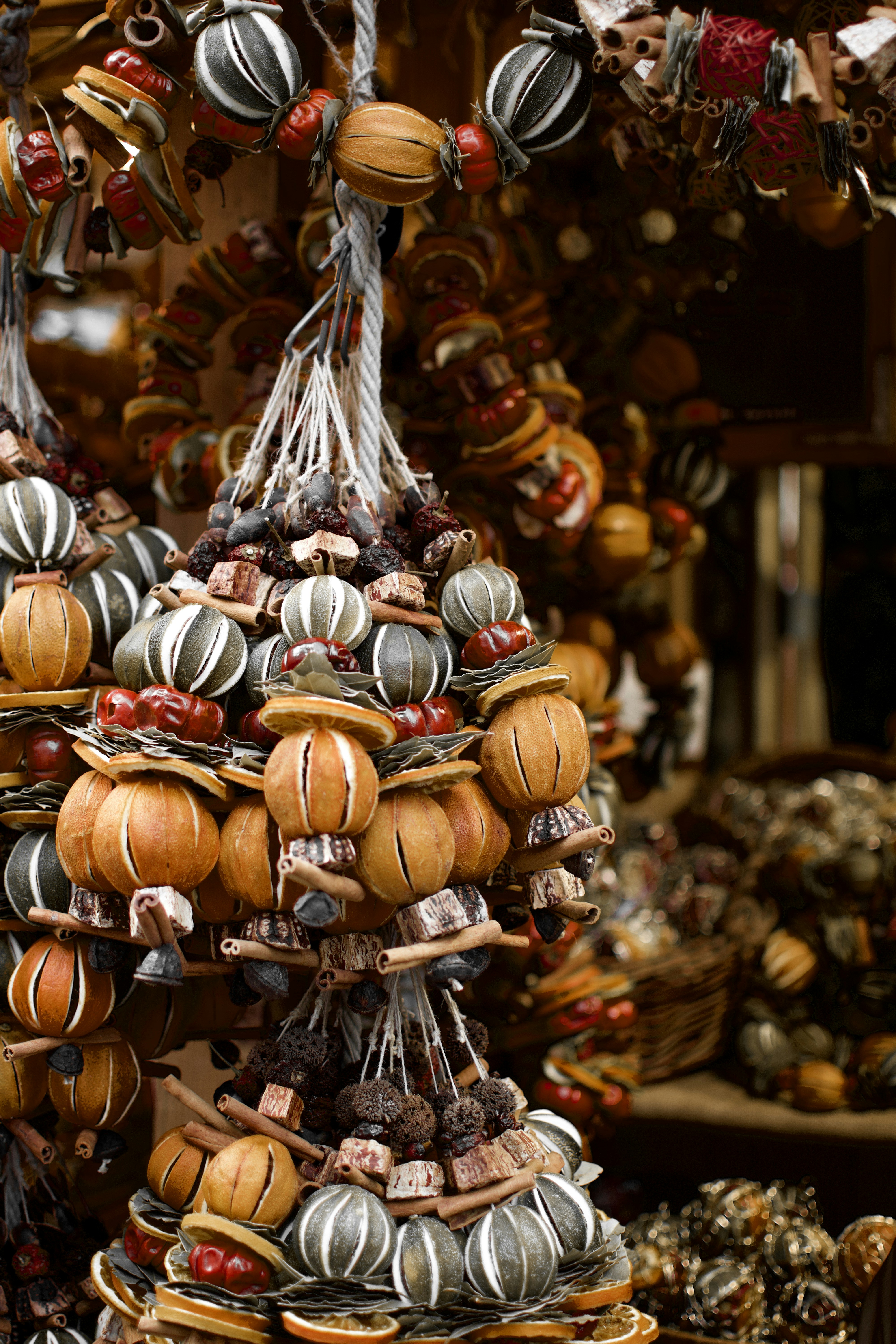7 Marketplace Buying Tips for Seasonal Sale Awareness