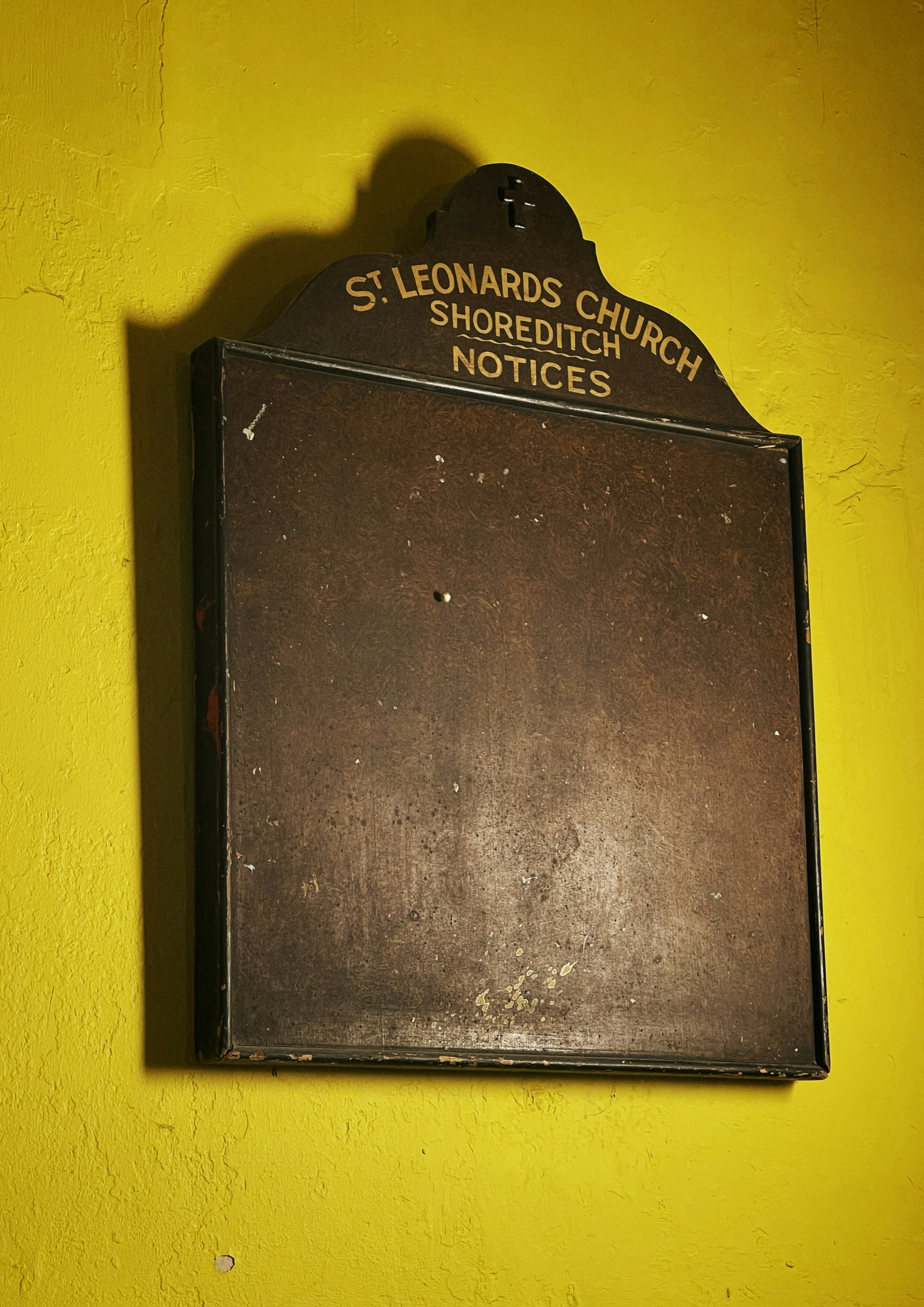 Hybrid Gig Packaging: Bundles, Live Previews and Local Workshops That Win in 2026