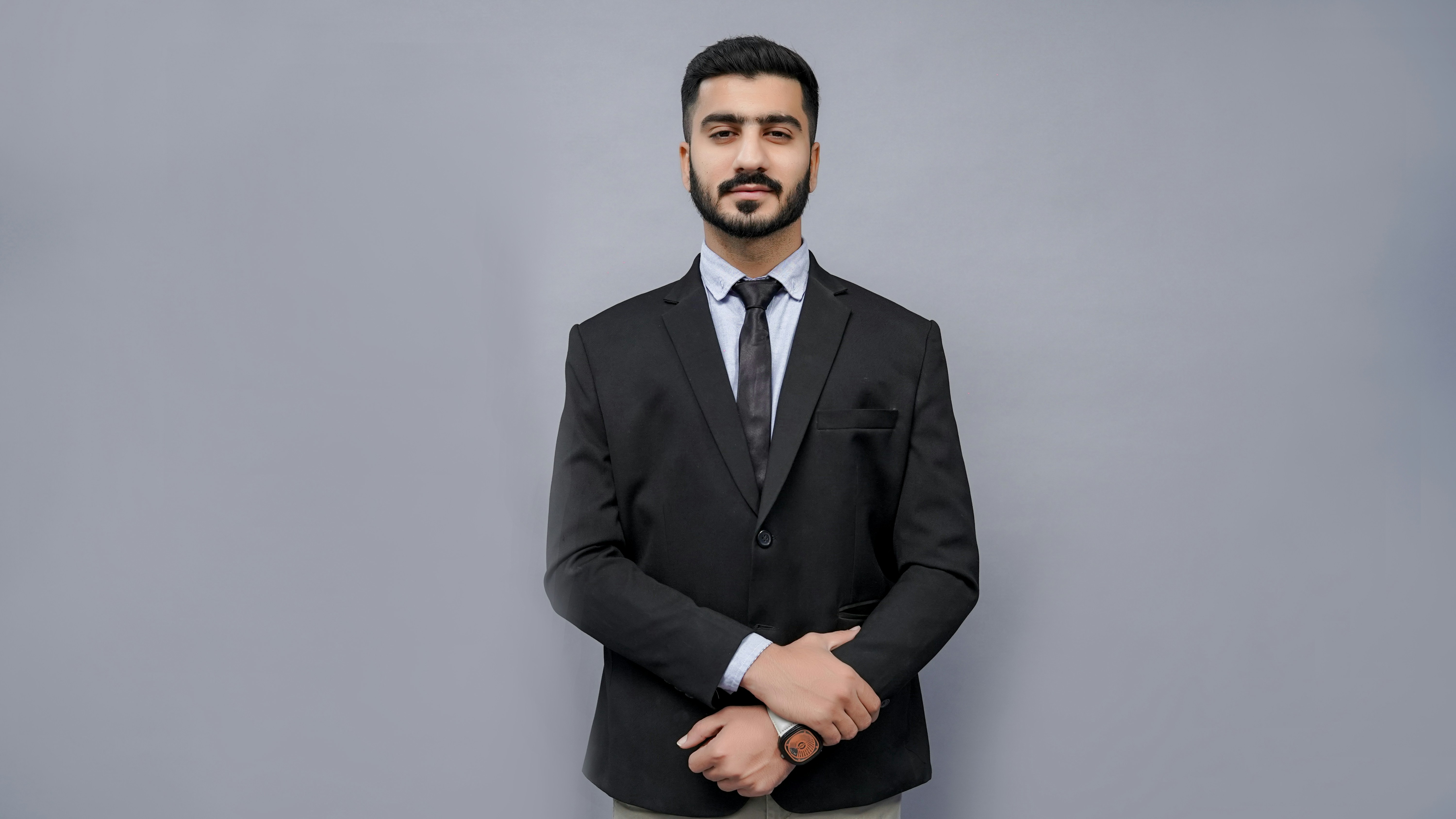 a man in a suit and tie posing for a picture, Download Mega Bundle of 5,000+ awesome stock photos with commercial license With 16 categories | Perfect for websites, ads and marketing campaigns in South Asian countries.</p><p>Get access at 50% discount on https://fotos.pk/