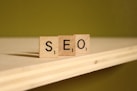 Optimisez votre SEO pêche et plein air avec Outdoor Times.