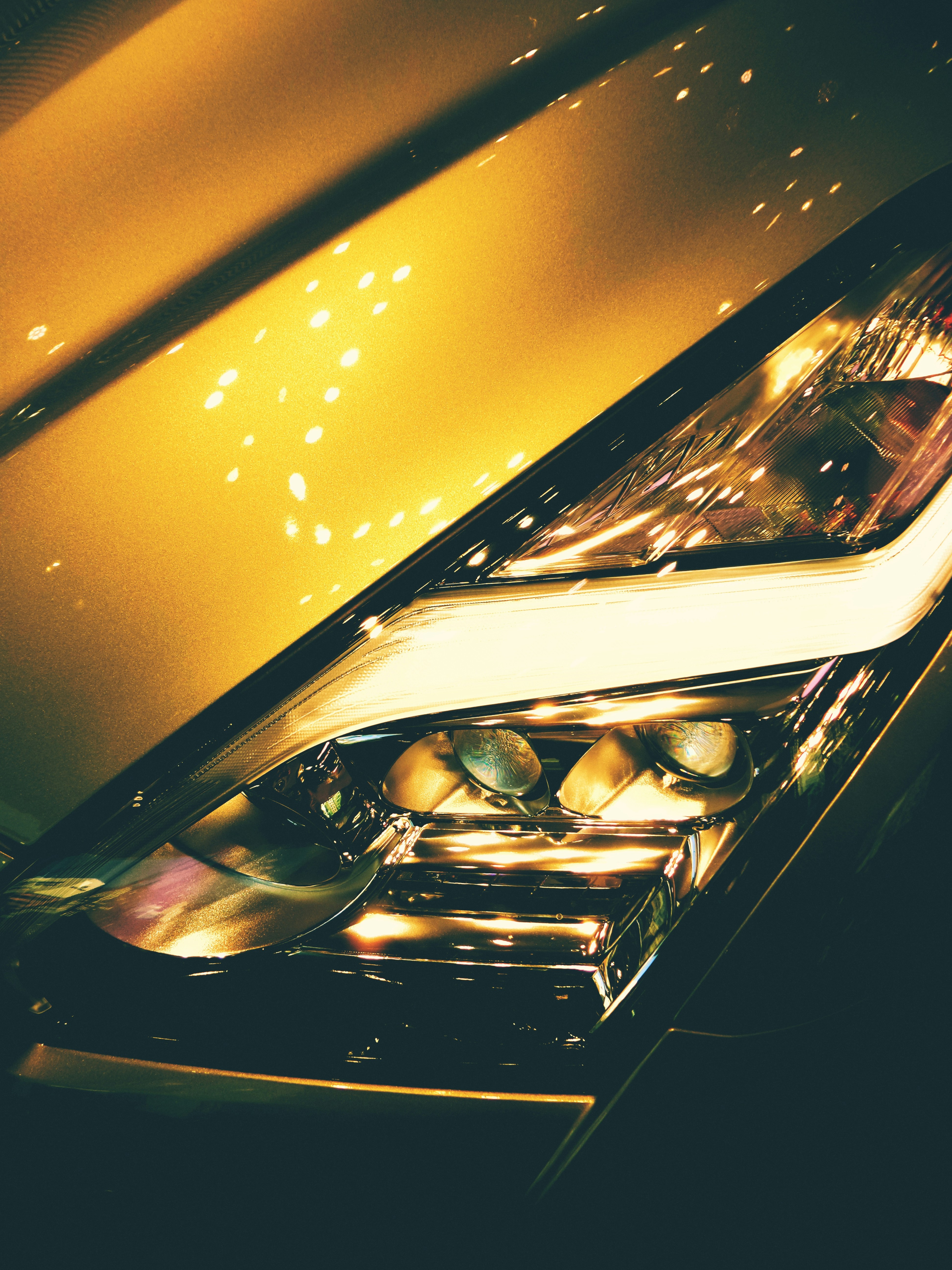 Top Secret Supra gold car, ilustrasi artikel Shine Bright: The Legendary Top Secret Gold Supra Wallpaper Collection 7