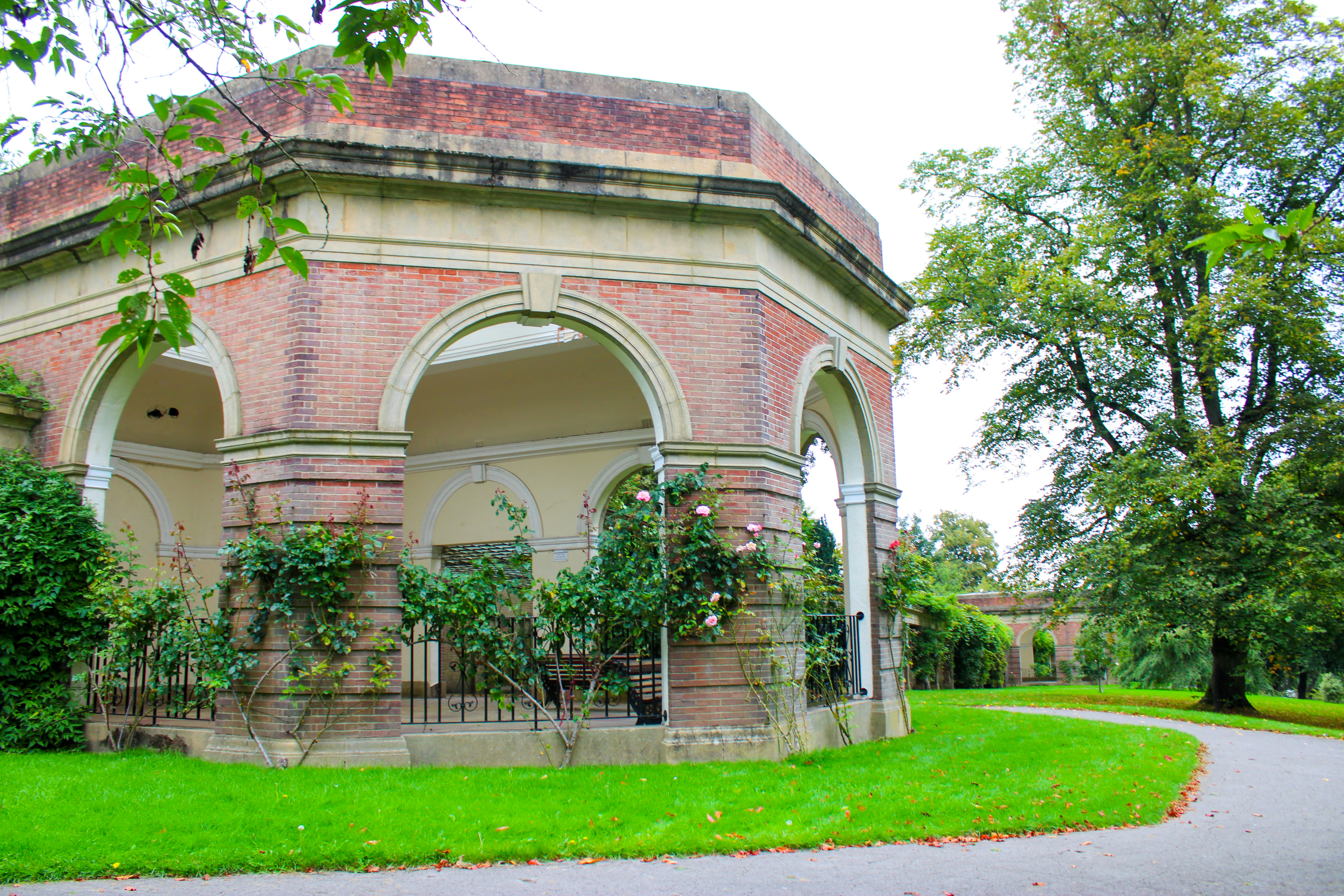 Photo by ebunoluwole