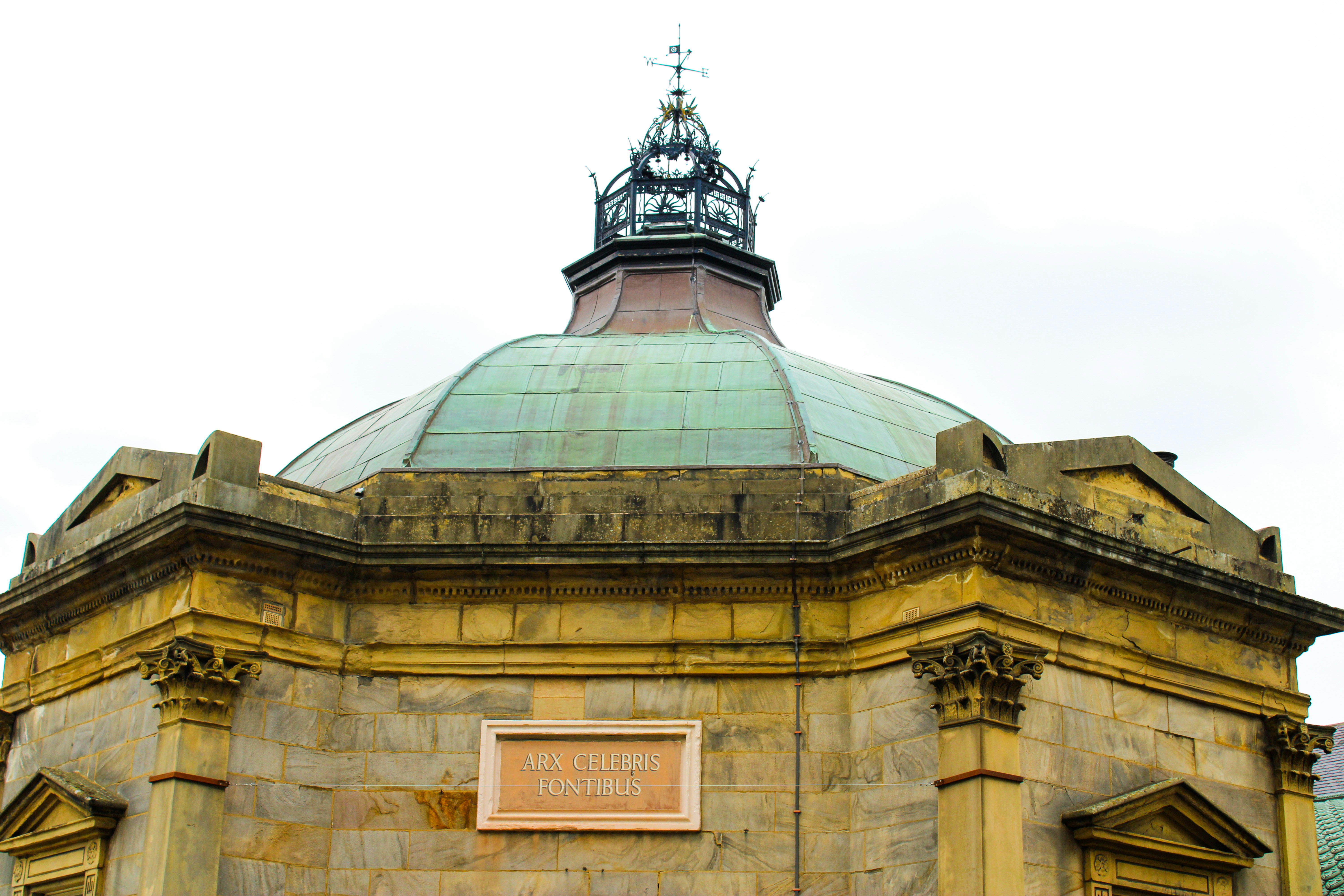 Photo by ebunoluwole