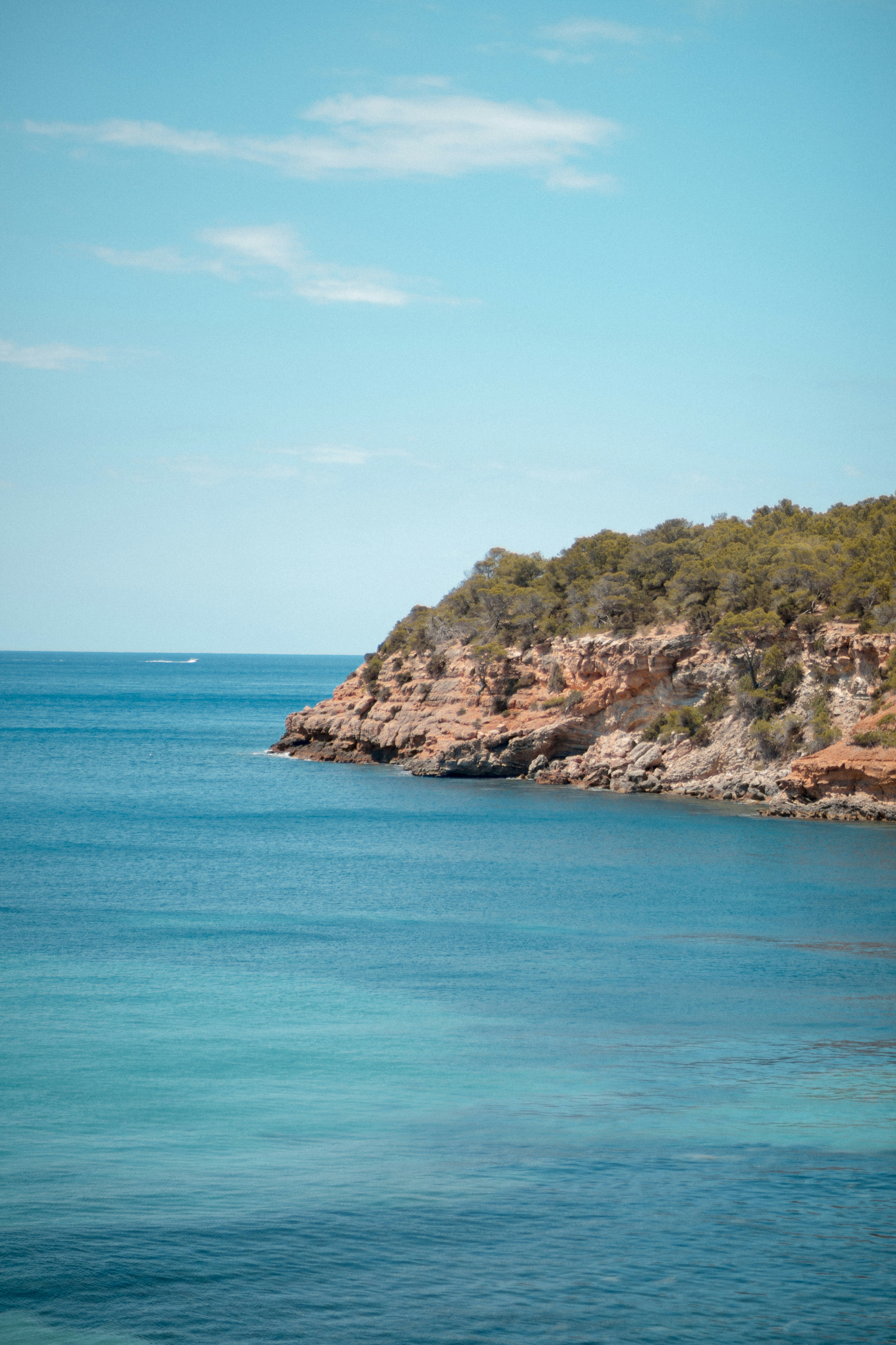 Photo by valentinlacoste