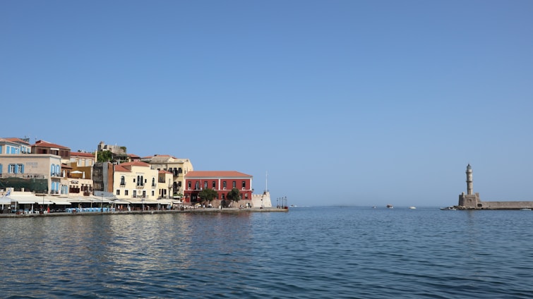 a body of water that has buildings on it
