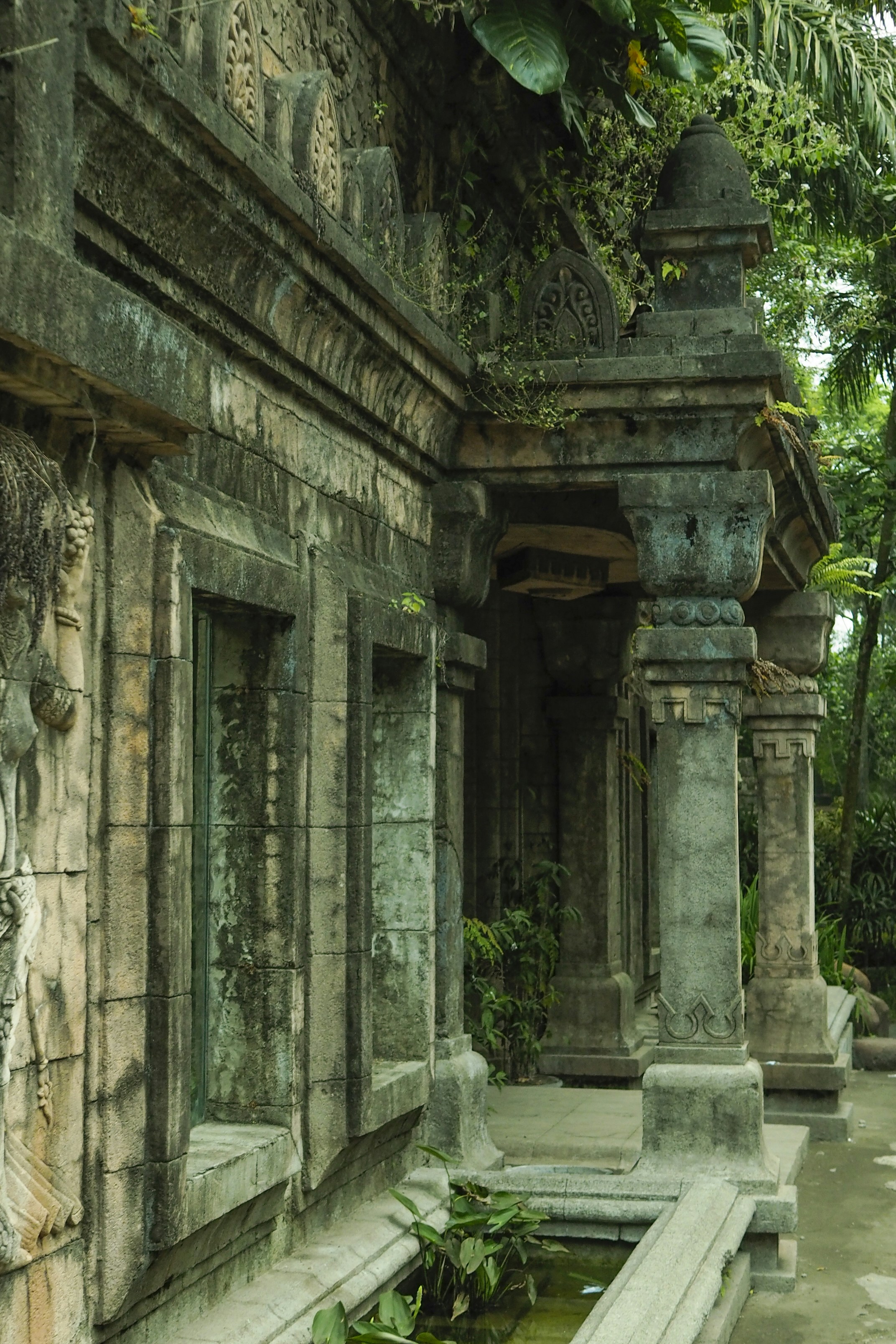 Photo by rintowicaksono